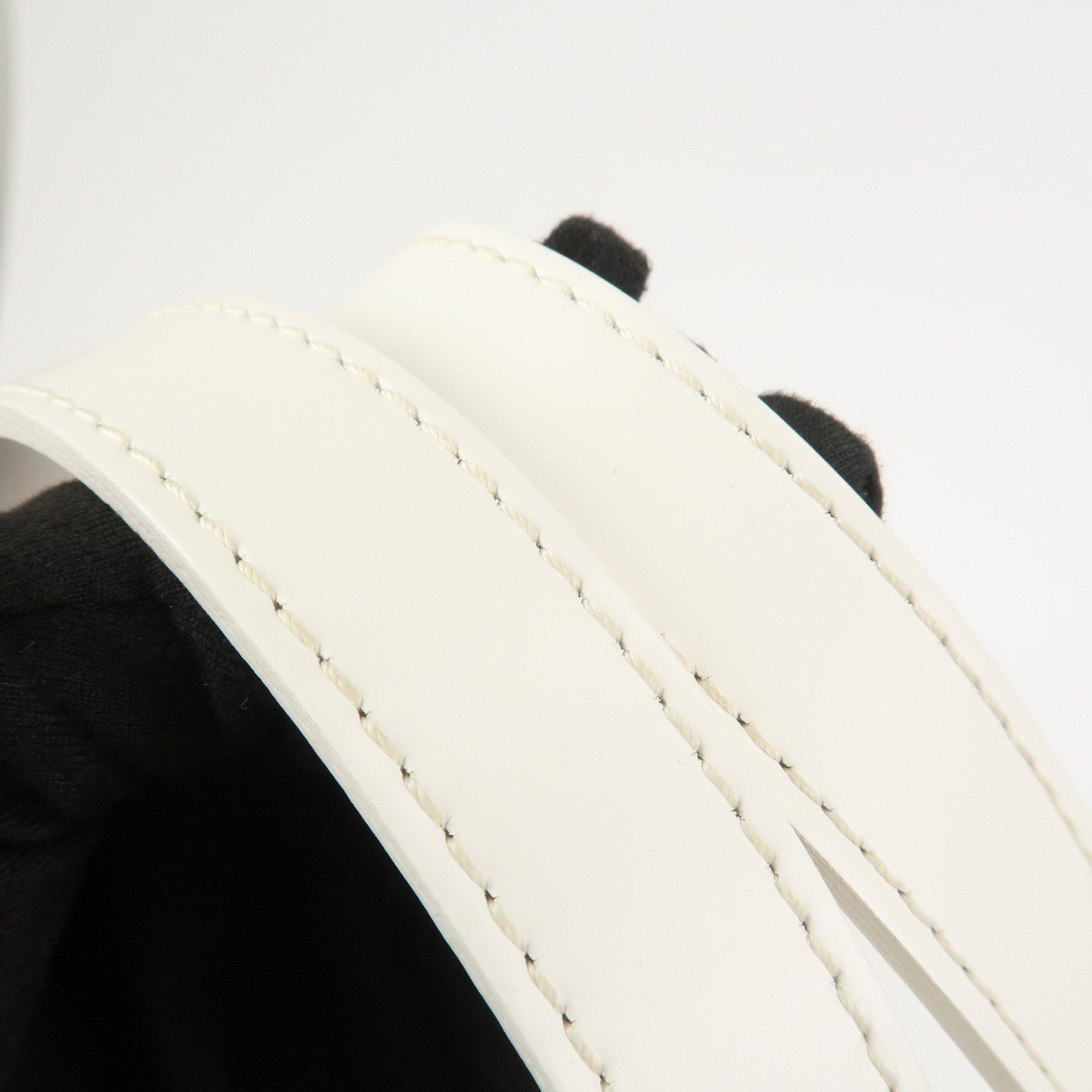 Louis Vuitton Cruise Line Tahitienne GM Shoulder Bag M95673