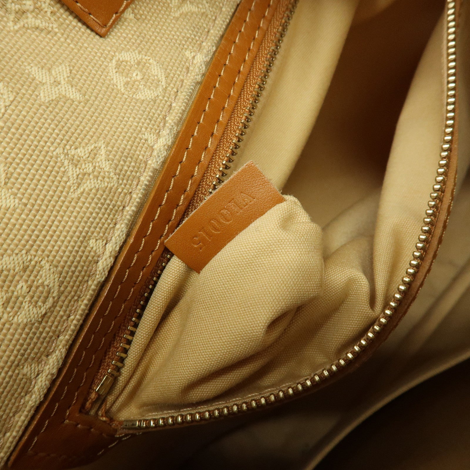 Louis Vuitton Monogram Mini Buzas Mary Kate Shoulder Bag M92323