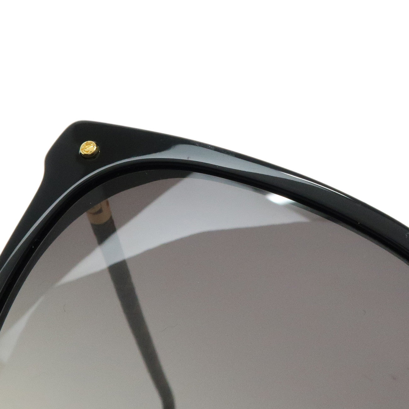 Louis Vuitton Monogram Plastic LV First Round Sunglasses Z1710E
