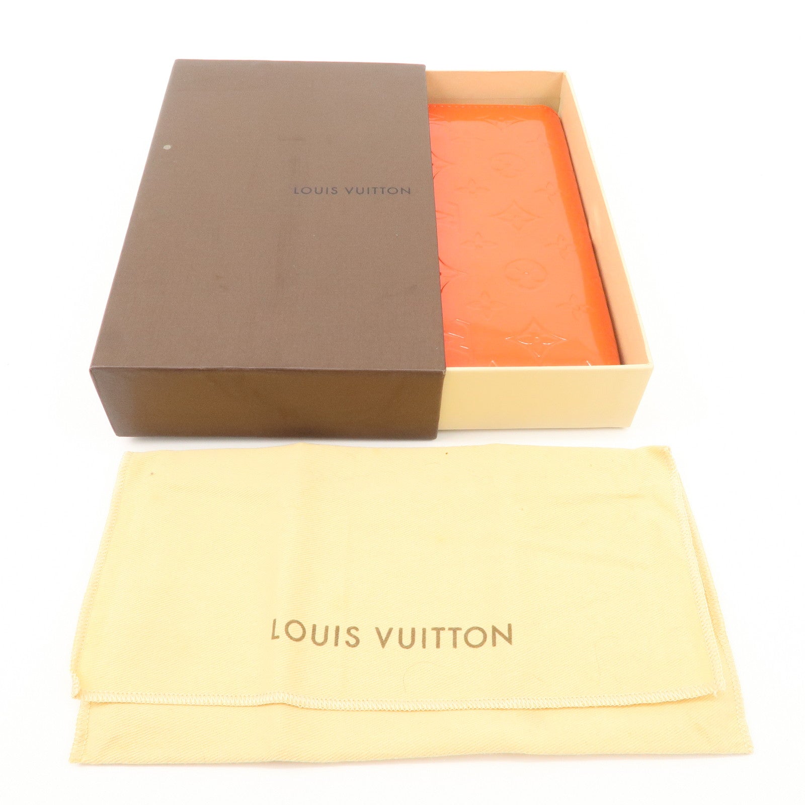 Louis Vuitton Monogram Vernis Leather Round Zippy Wallet M93724 Used