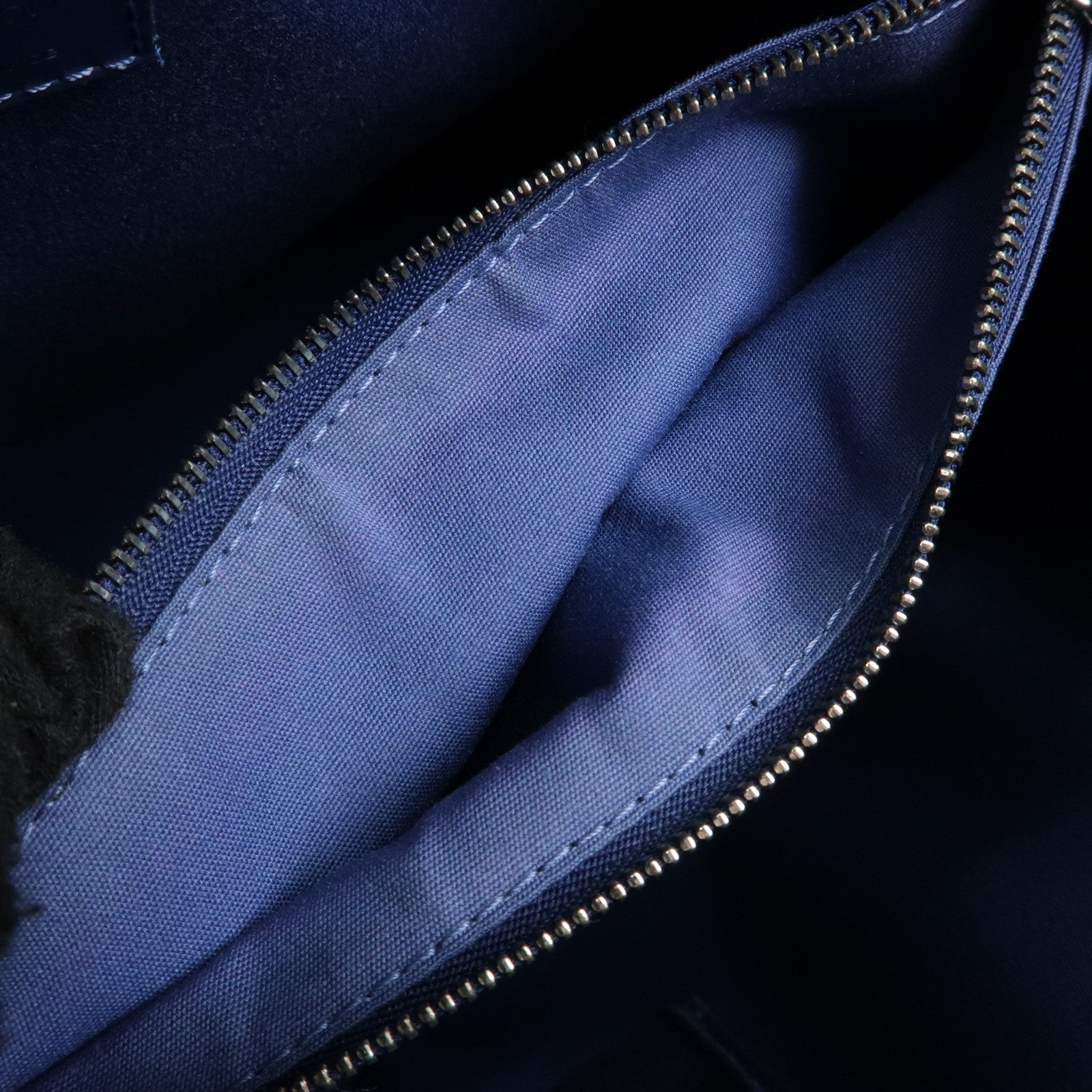 Louis Vuitton Epi Mandala GM Leather Shoulder Bag Myrtille M5892G