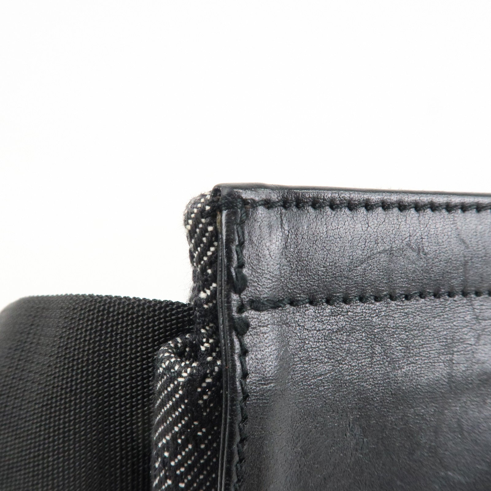 GUCCI GG Canvas Leather Waist Bag Crossbody Bag Black 28566 Used