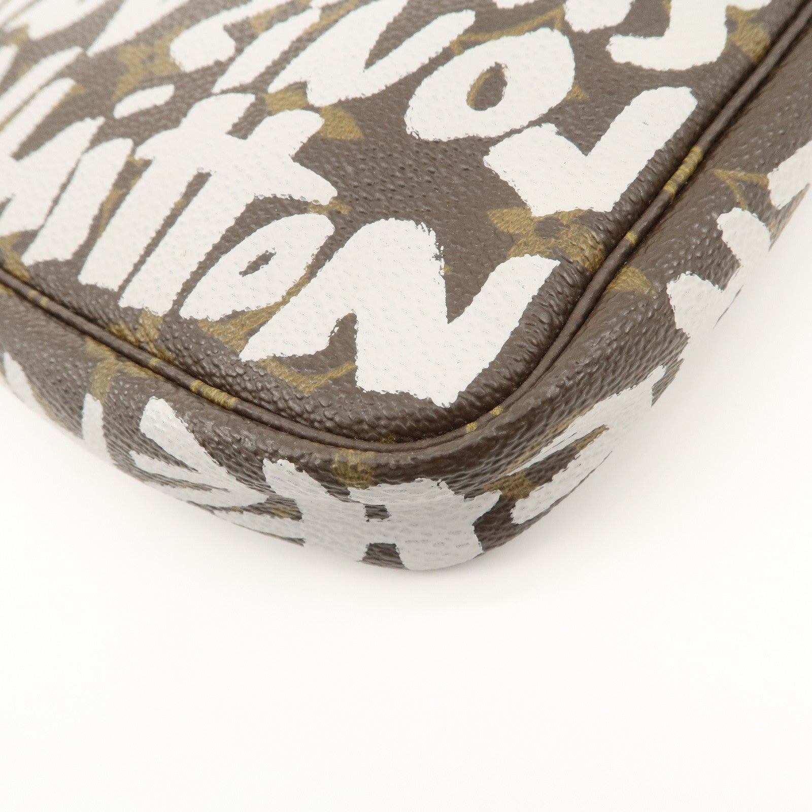 Louis Vuitton Monogram Graffiti Pochette Accessoires Hand Bag M92192 Used