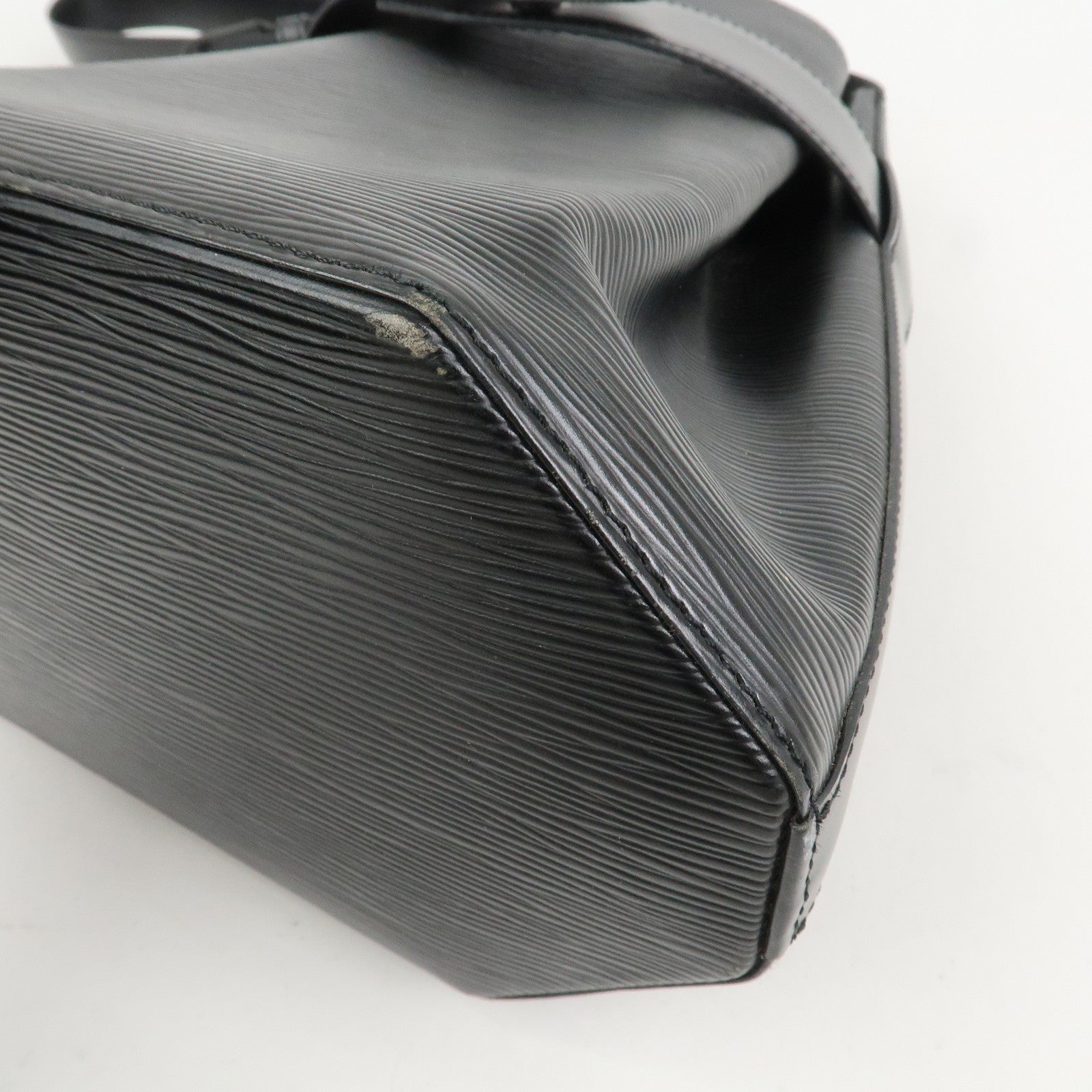 Louis Vuitton Epi Leather Sac D'epaule PM Bucket Bag Black M80157