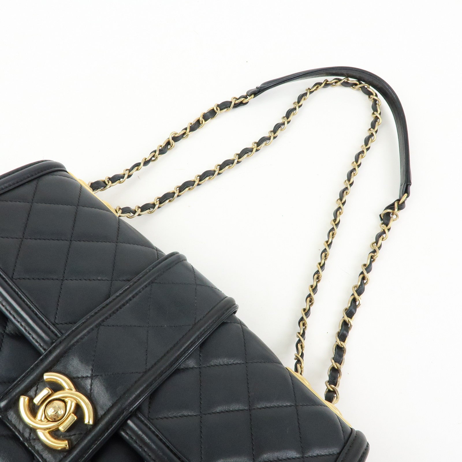 CHANEL Matelasse Lamb Skin Double Chain Single Flap Shoulder Bag