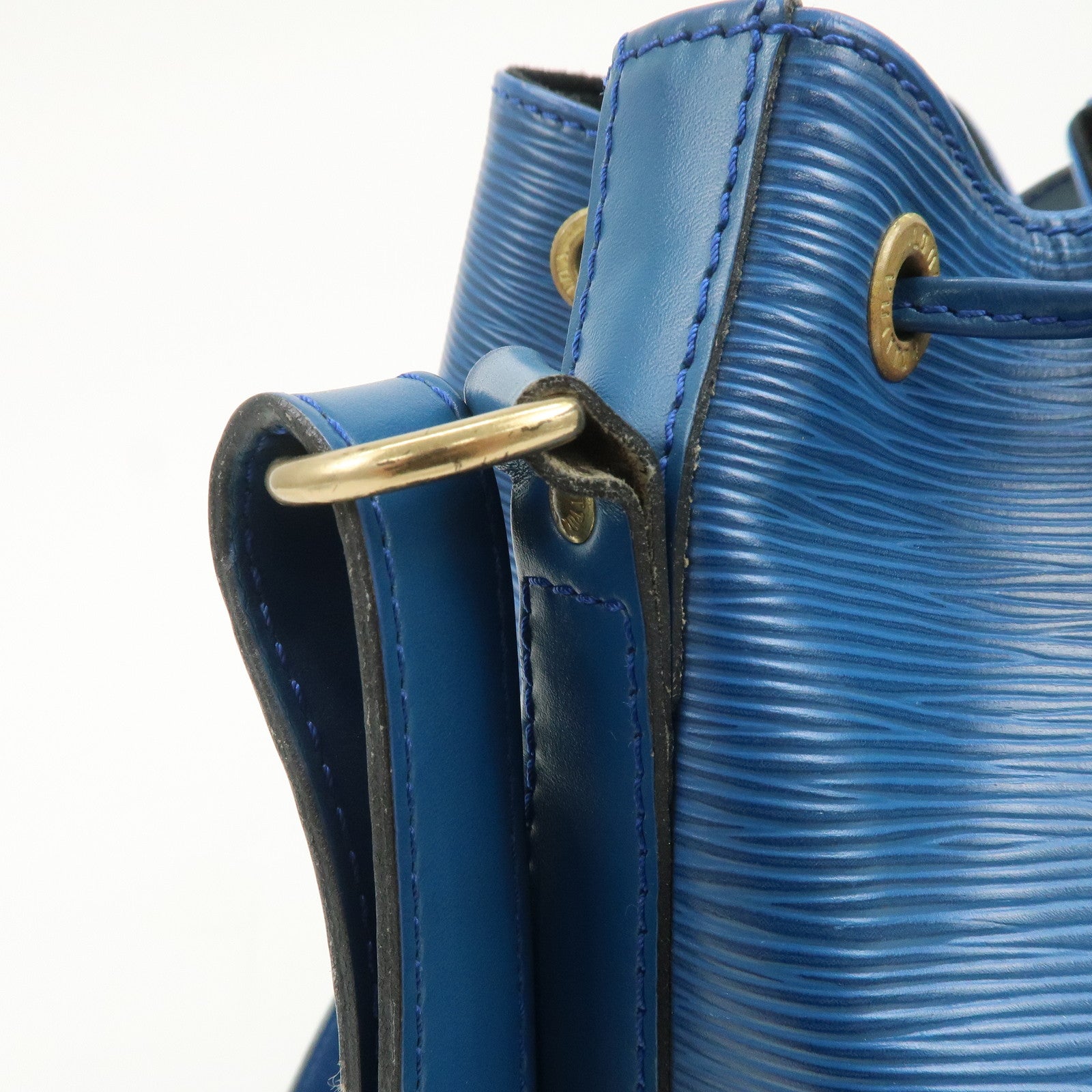 Louis Vuitton Epi Leather Petit Noe Shoulder Bag Toledo Blue M44105