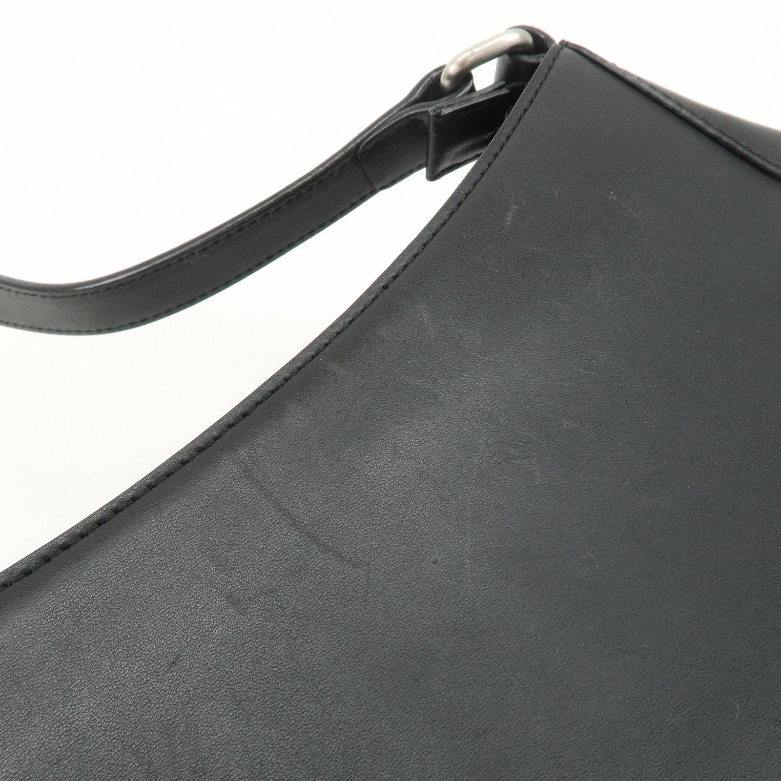 BUBERRY Logo Leather Shoulder Bag Hand Bag Black Used