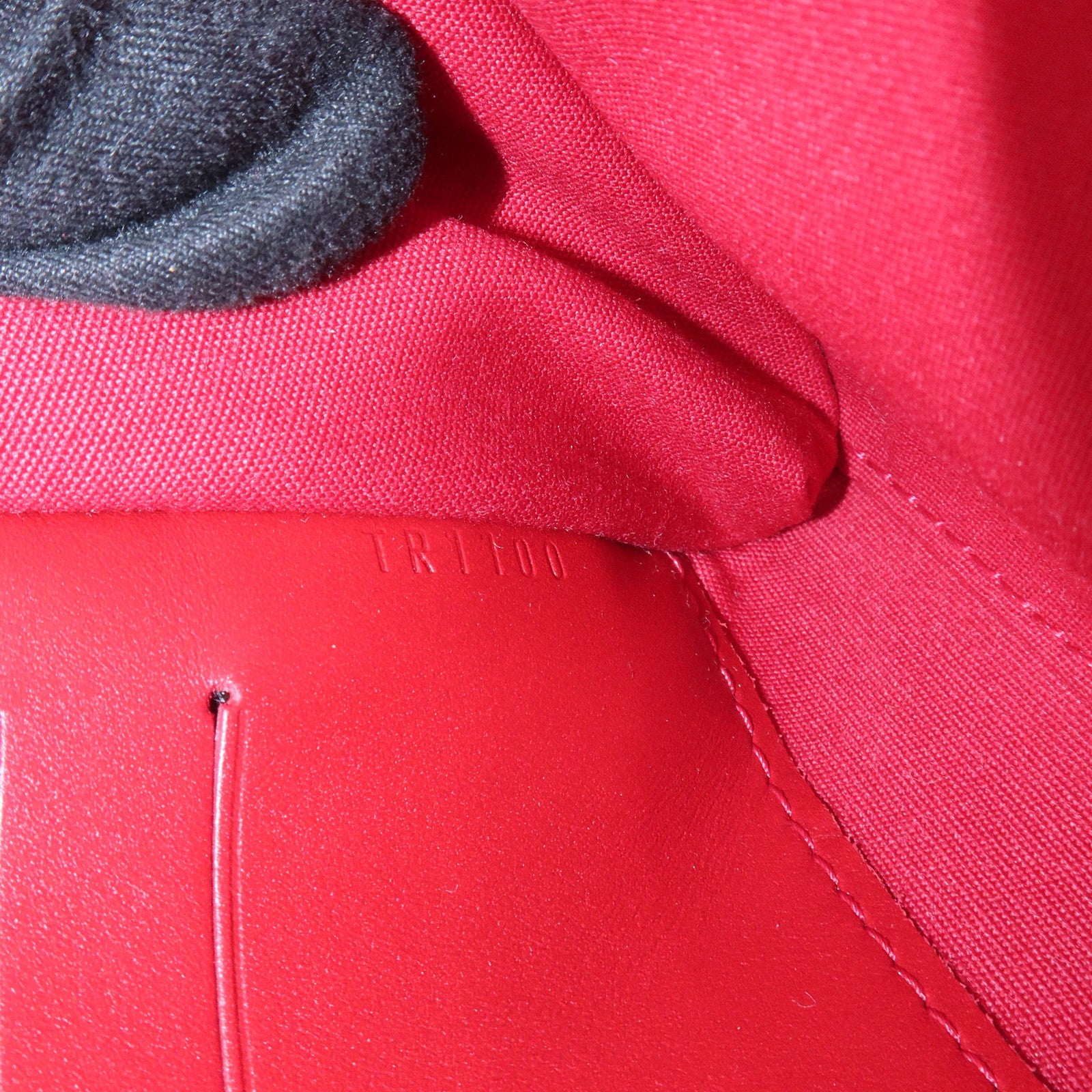 Louis Vuitton Monogram Vernis Sunset Boulevard Pomme d'Amour M93543