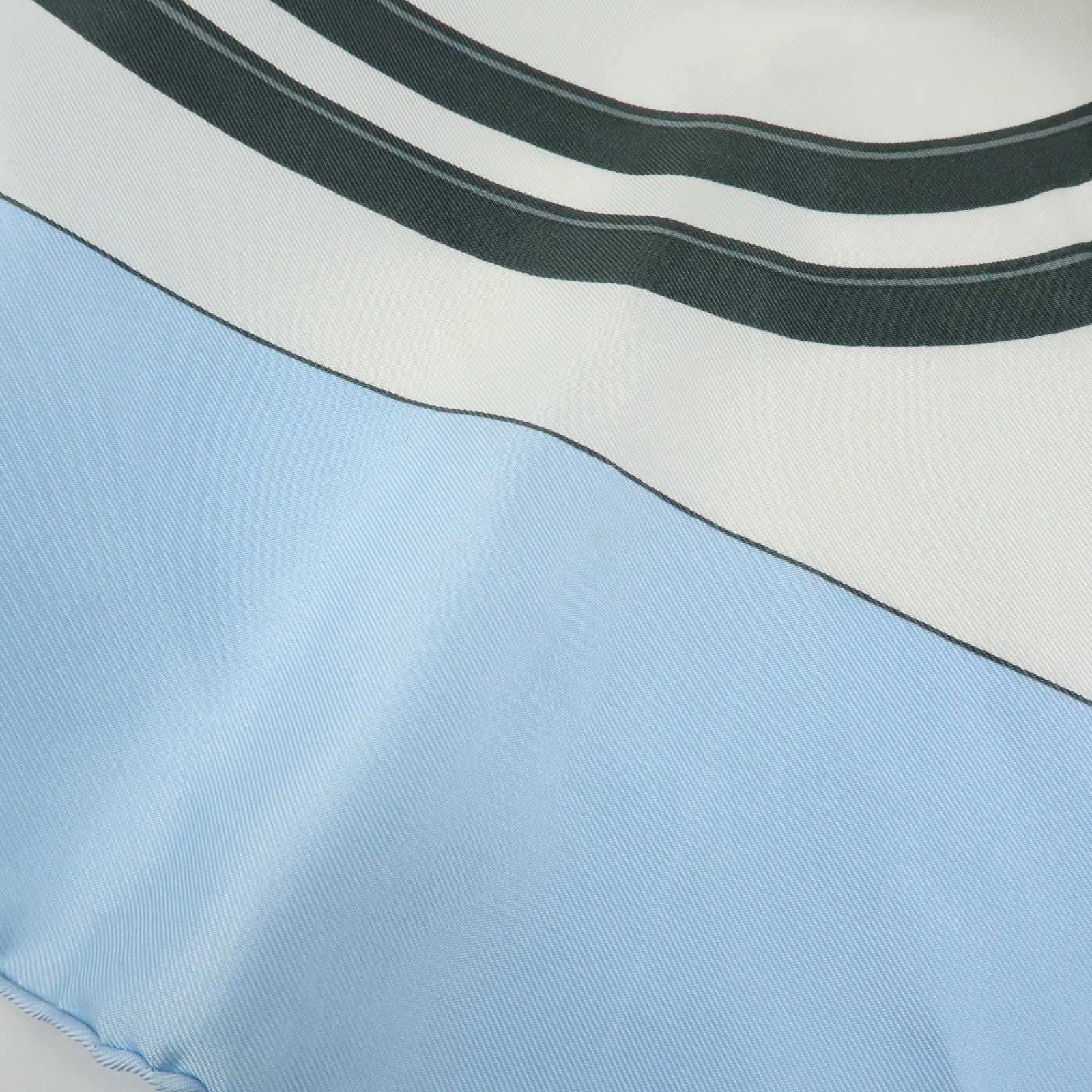 HERMES Carre 90 Silk 100% Scarf Brides de Gala Gray Light Blue Gold