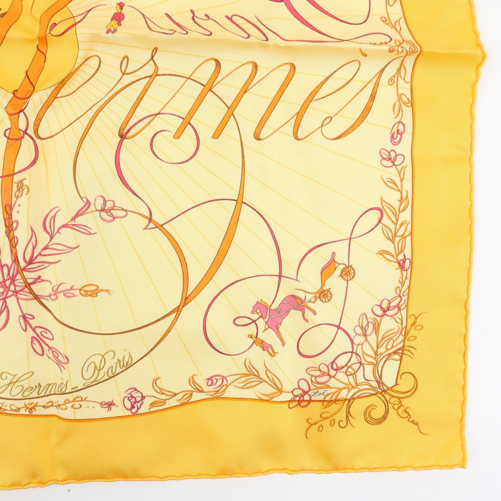 HERMES Carre 42 Silk 100% Scarf EFFLUVES Ivy Print Orange