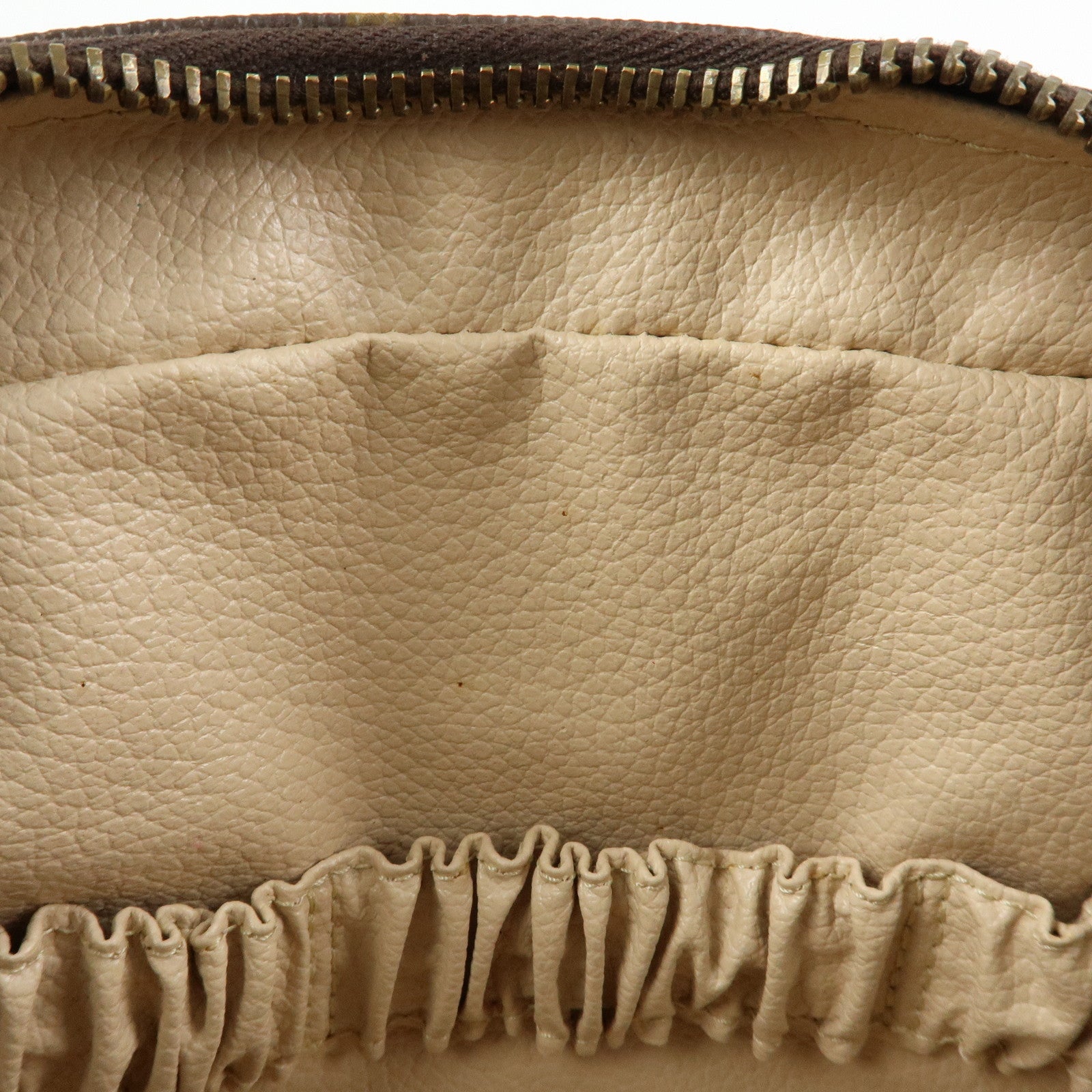 Louis Vuitton Monogram Trousse Toilette 23 Cosmetic Pouch M47524