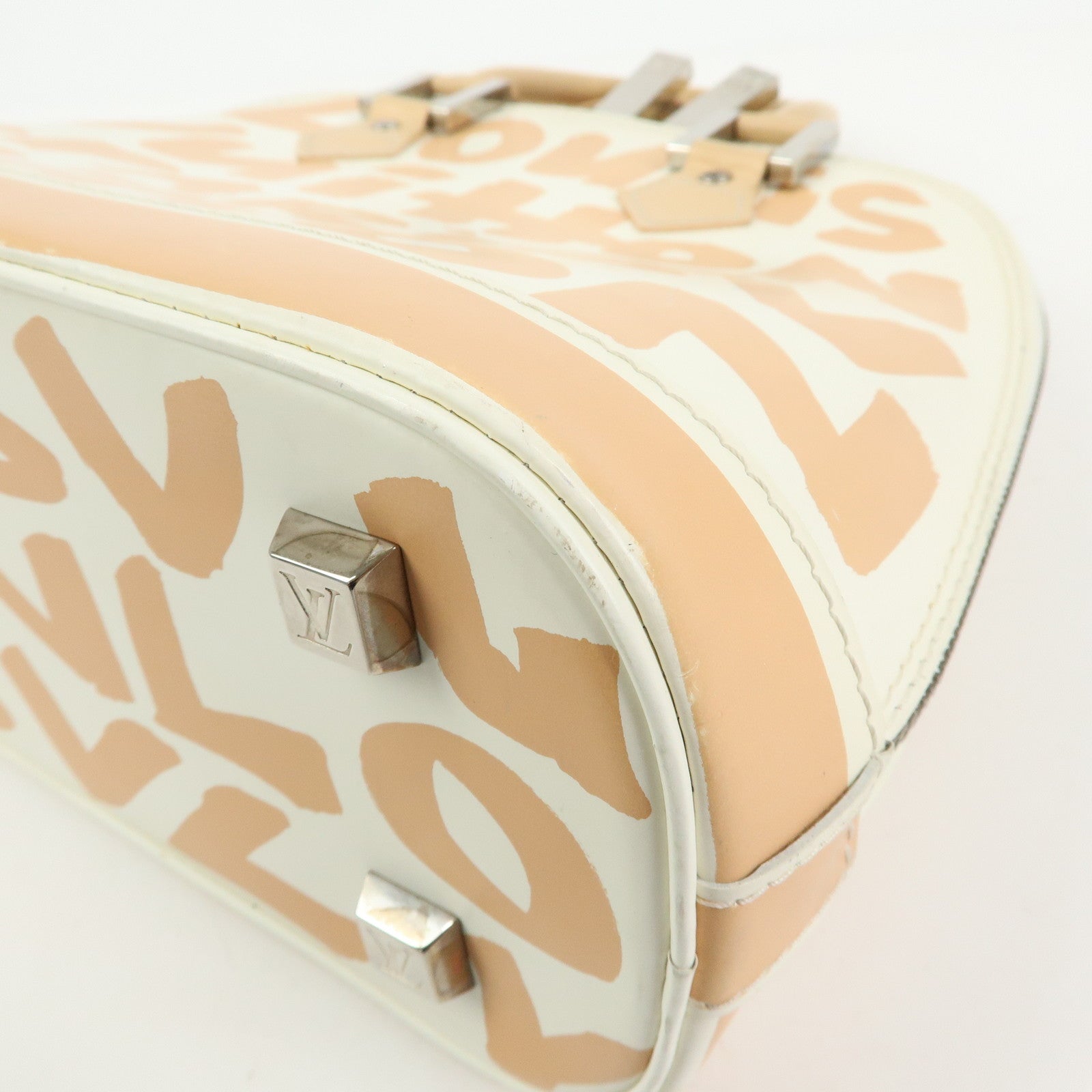 Louis Vuitton Alma MM Graffiti Leather Hand Bag Beige White M92180