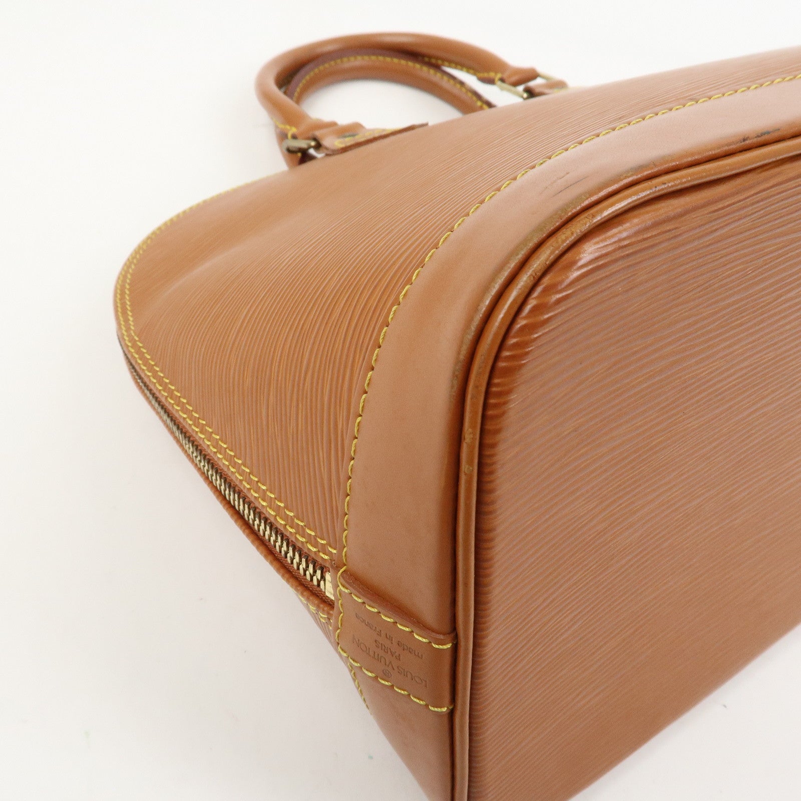 Louis Vuitton Epi Alma Hand Bag Zipang Gold M54148