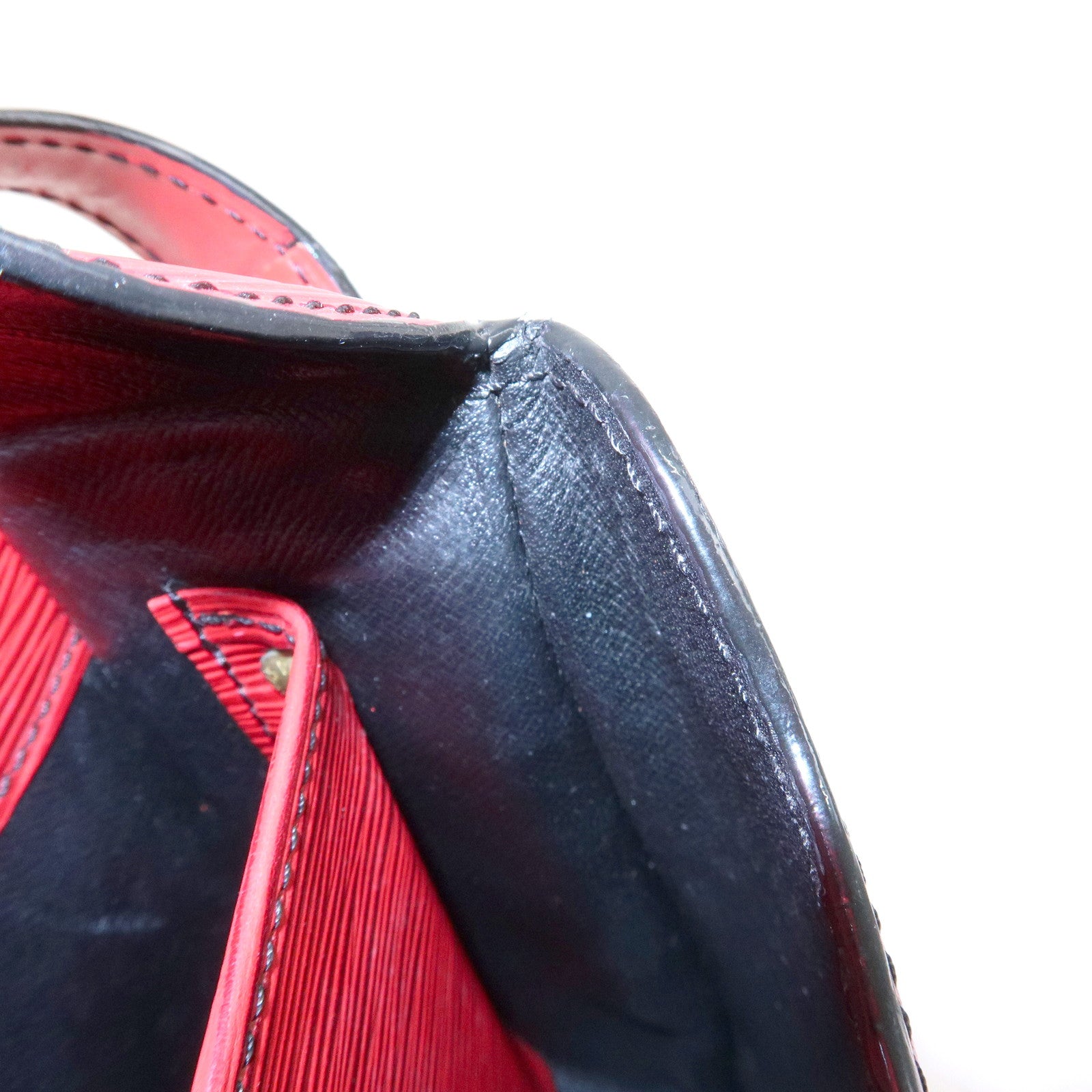 Louis Vuitton Cartouchiere Epi Leather Shoulder Bag Red M52247