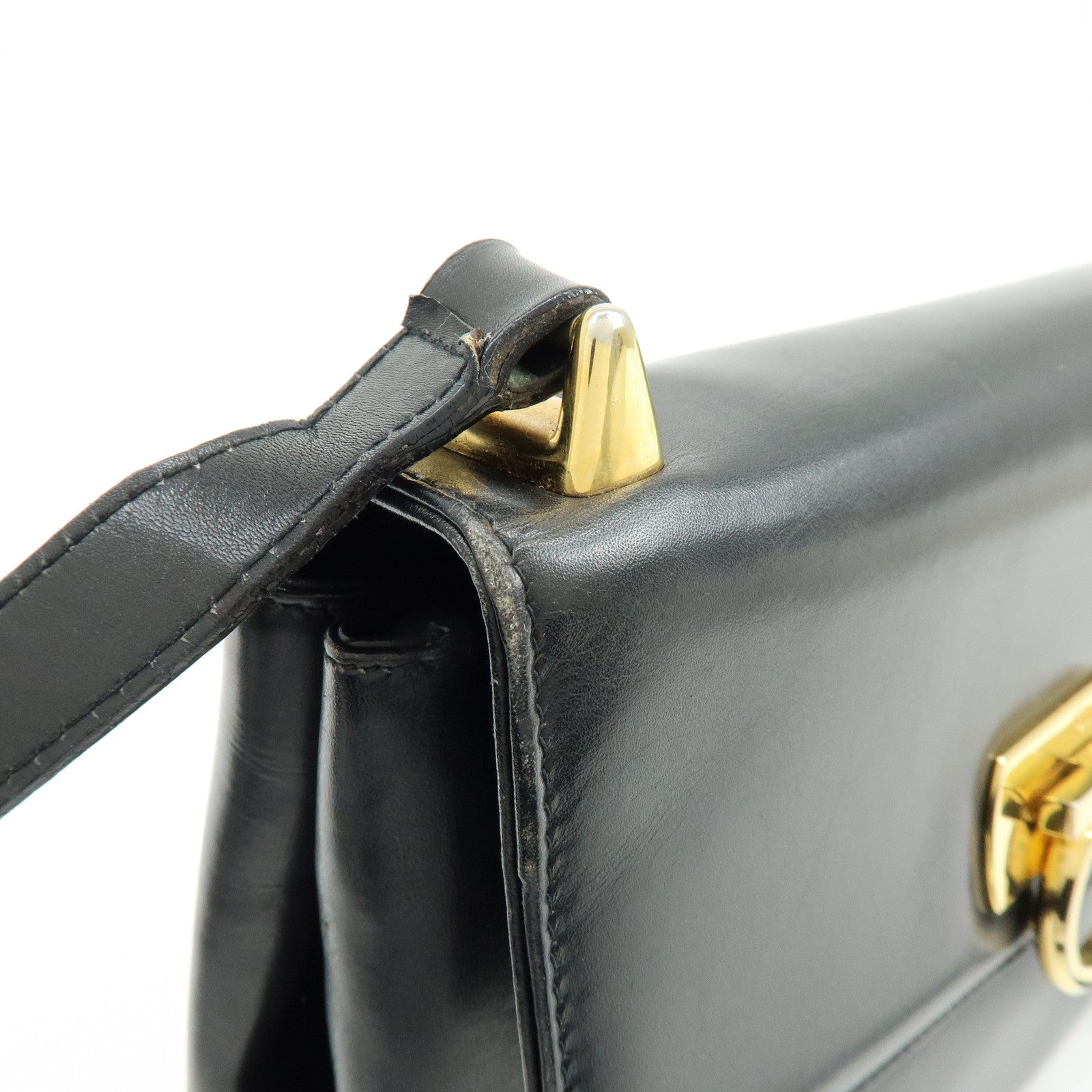 Ferragamo Gancini Leather Shoulder Bag Crossbody Bag Black