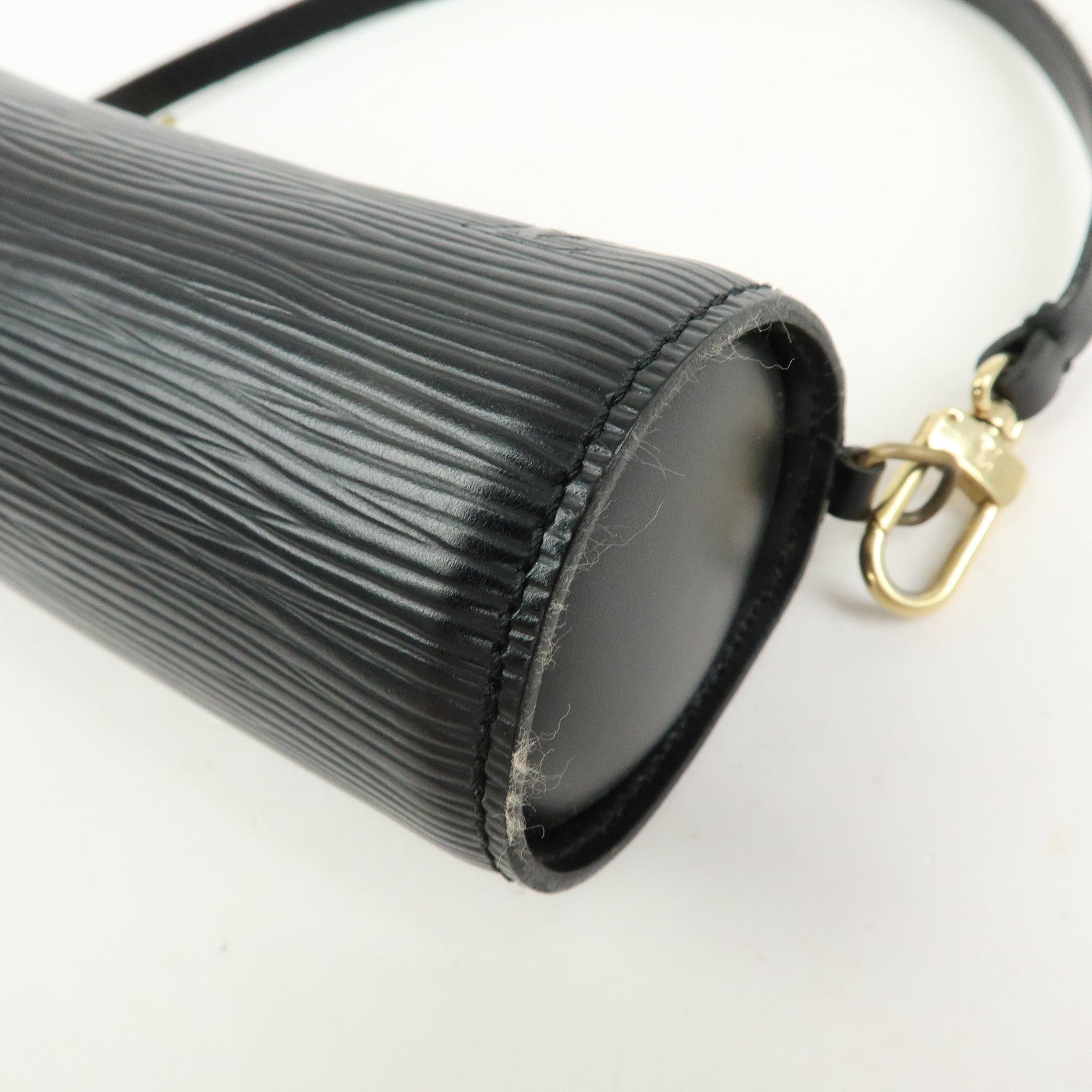 Louis Vuitton Epi Leather Mini Pouch For Soufflot Hand Bag Noir