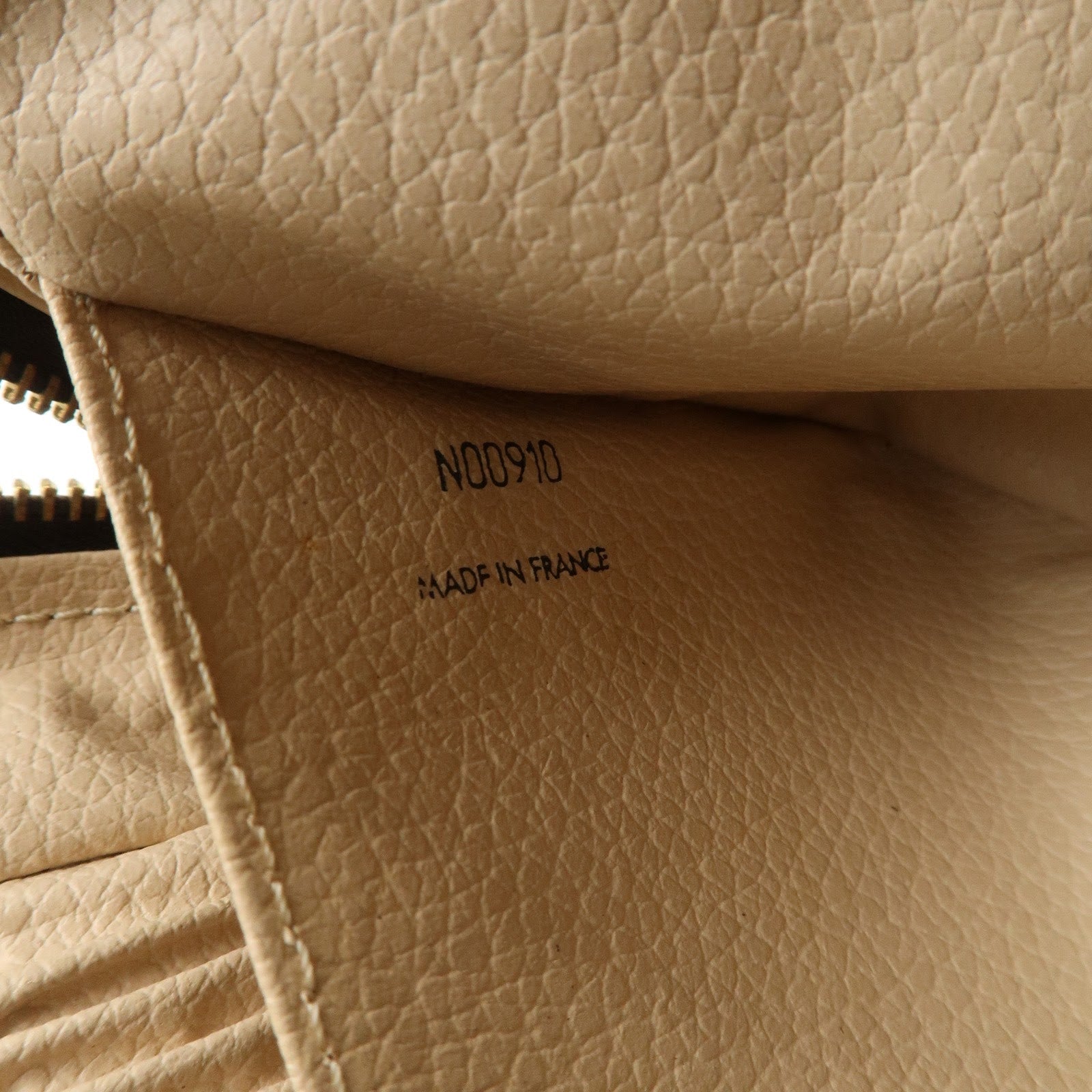 Louis Vuitton Monogram Canvas Trousse Toilette 28 Pouch M47522 Used