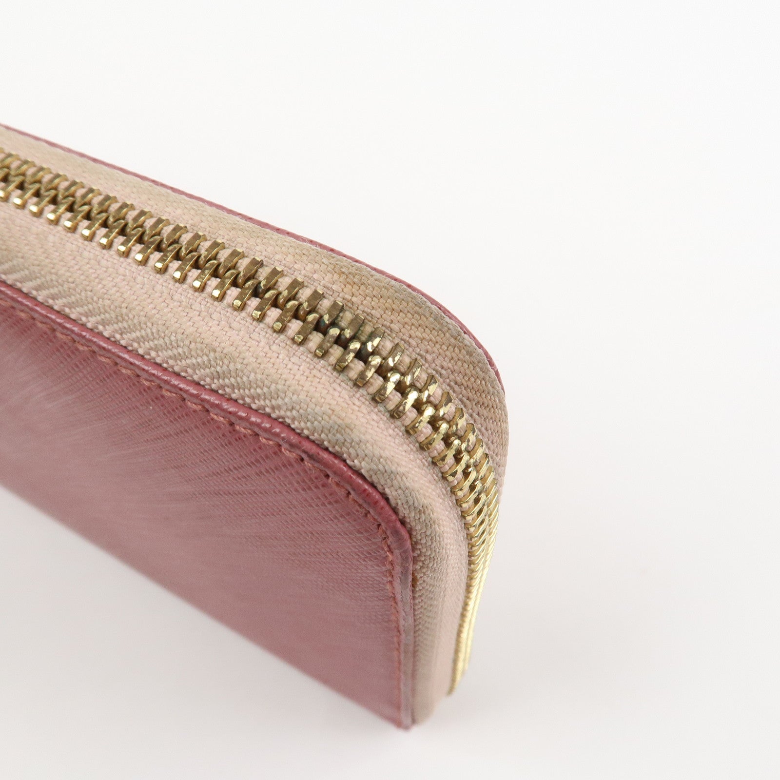 Ferragamo Set of 2 wallet Gancini Vara Emboss Leather Black Pink