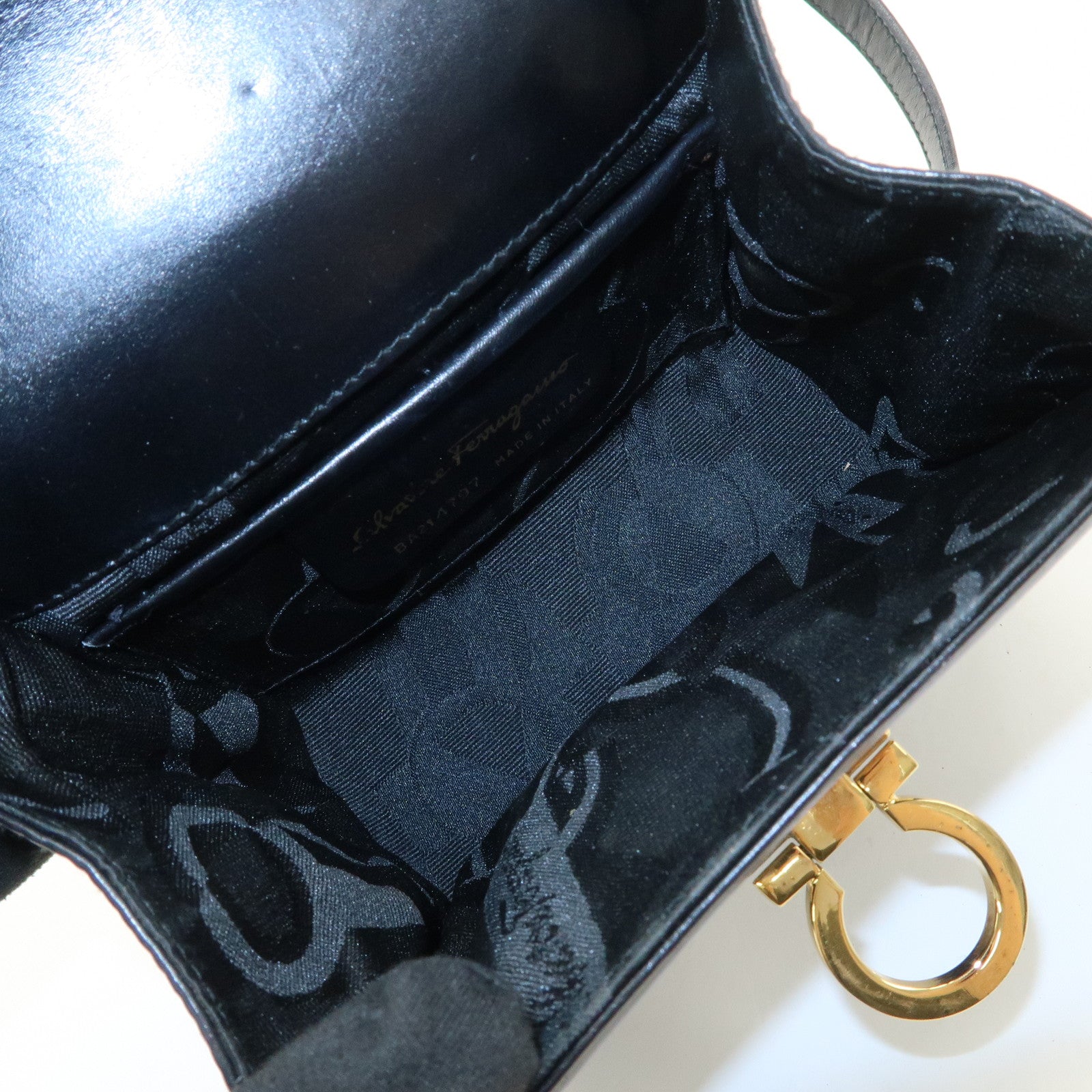 Ferragamo Gancini Leather Shoulder Bag Black