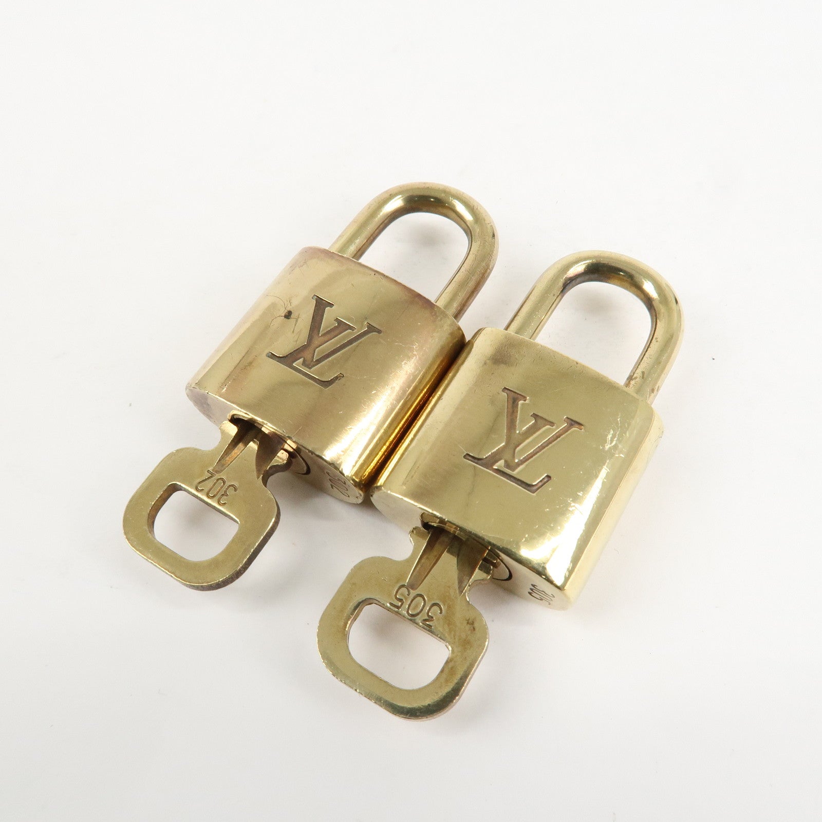 Louis Vuitton Set of 10 Lock & Key Cadena Key Lock Metal Gold Used