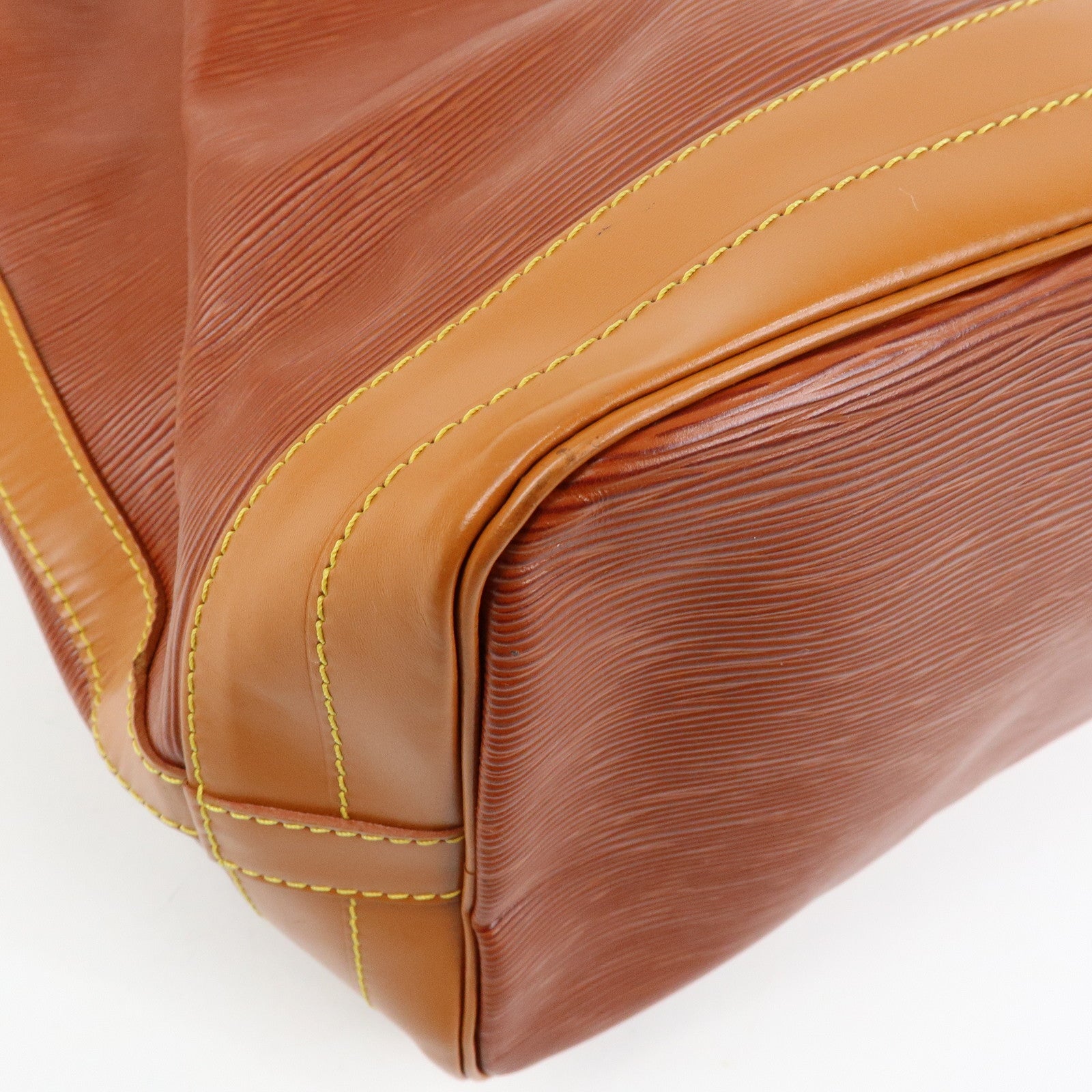 Louis Vuitton Epi Noe Bi-Color Shoulder Bag Kenya Brown M44028