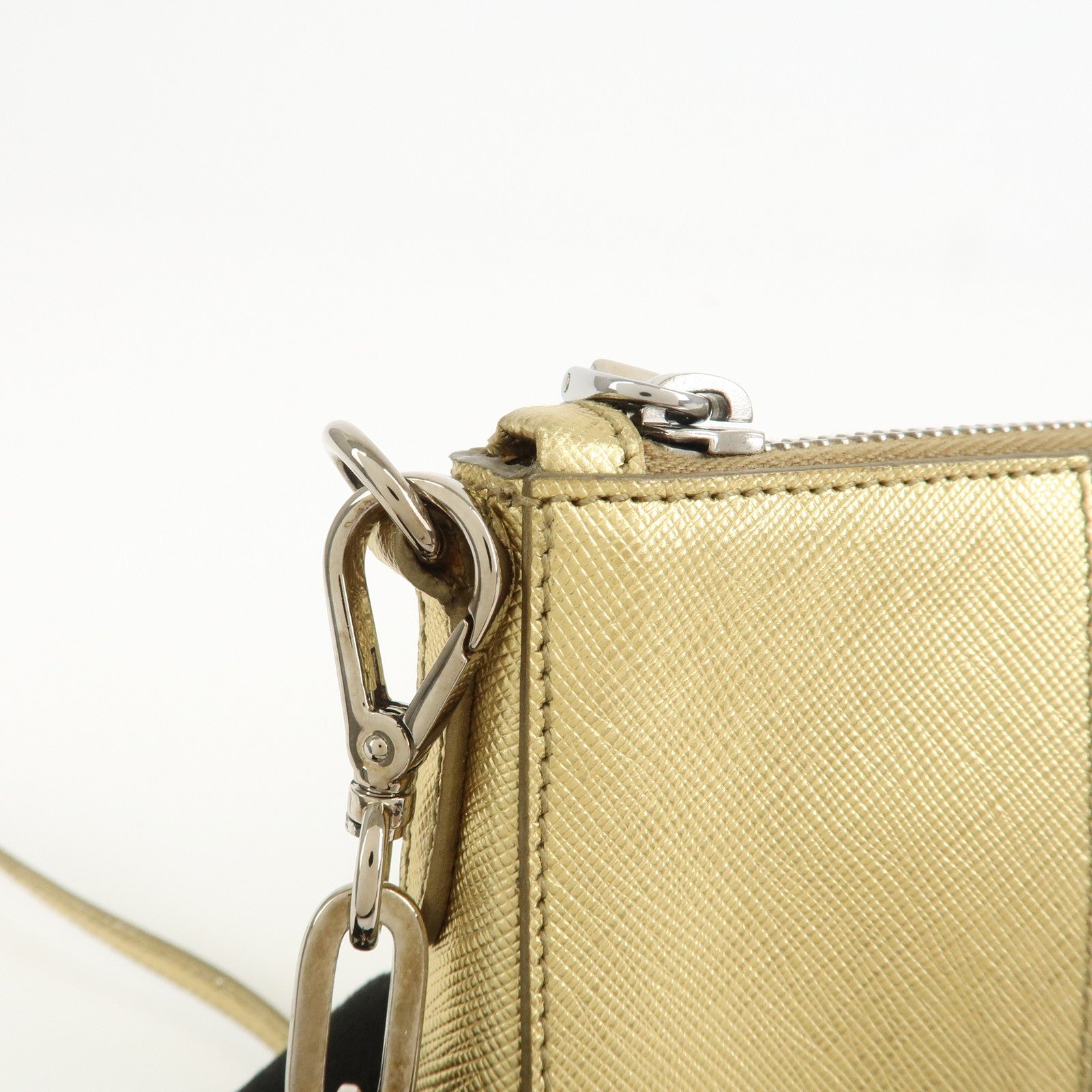 PRADA Logo Leather Crossbody Chain Shoulder Bag Gold BT947C