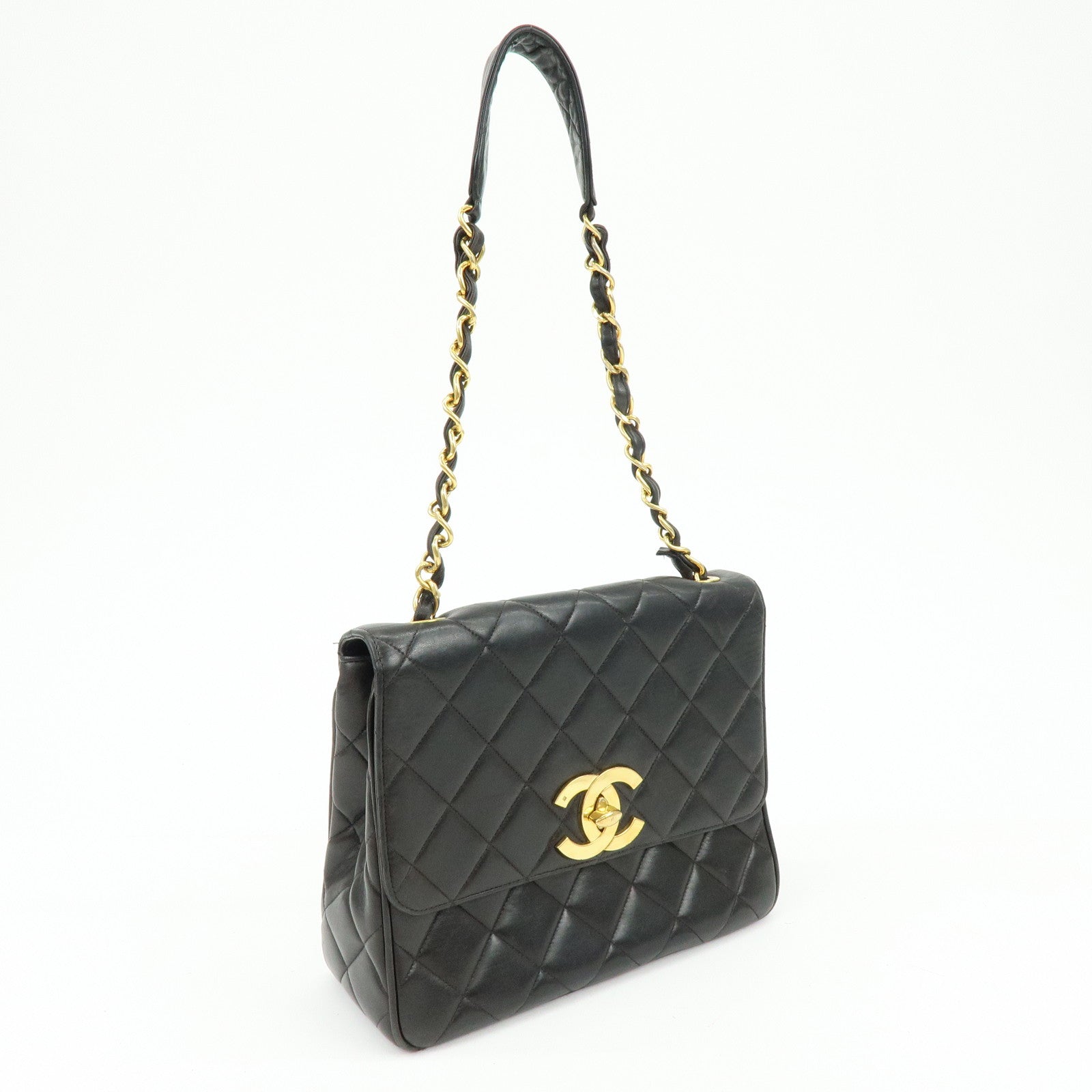 CHANEL Matelasse Lamb Skin Chain Flap Shoulder Bag Black