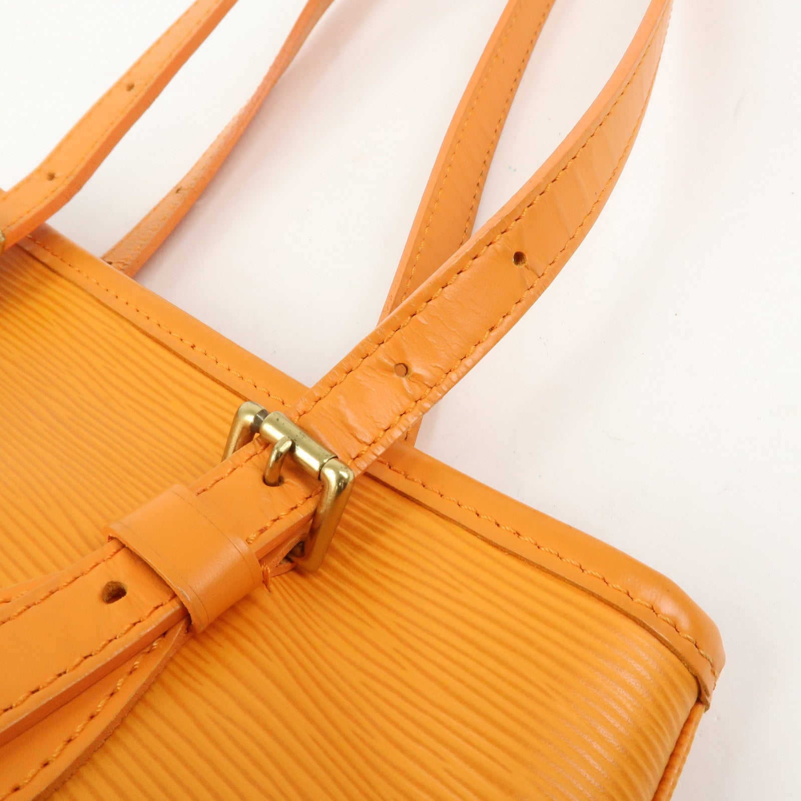Louis Vuitton Epi Bucket PM Shoulder Bag Tote Bag Mandarin M5899H