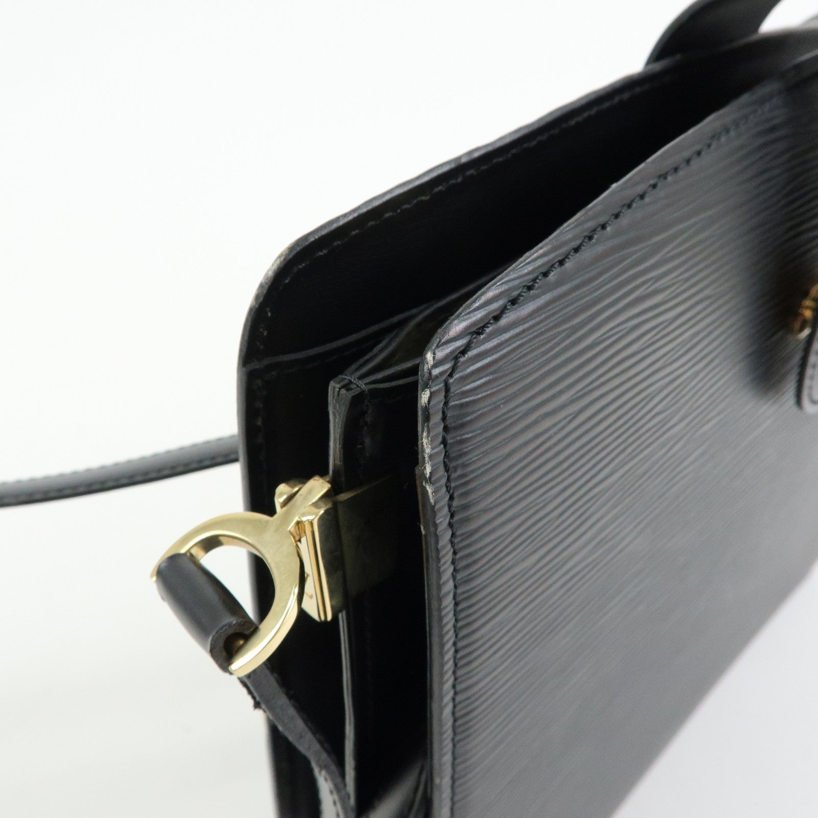 Louis Vuitton Epi Capuchin Shoulder Crossbody Bag Noir Black M52342