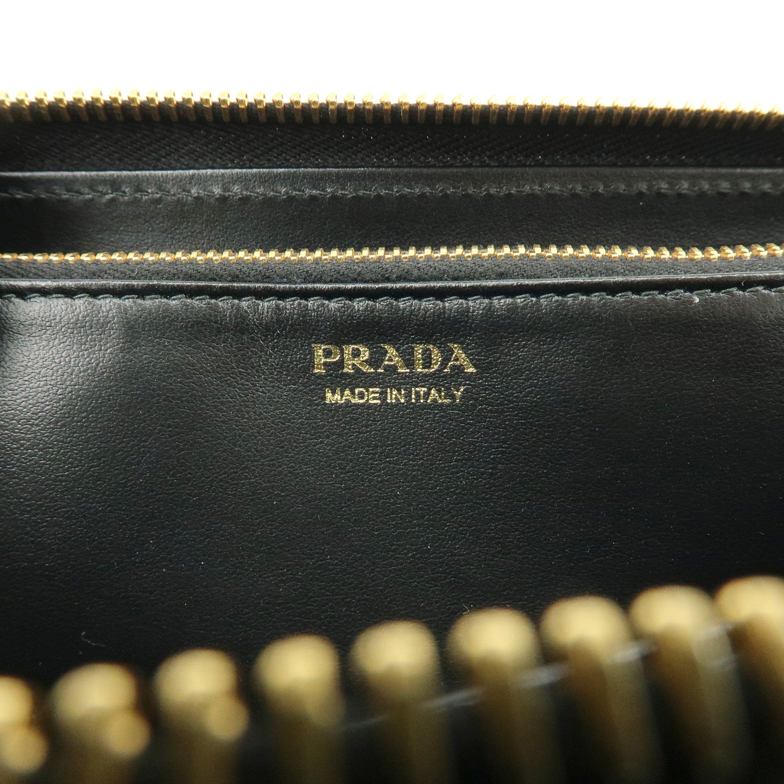 PRADA Ribbon Logo Leather Round Zippy Long Wallet Black