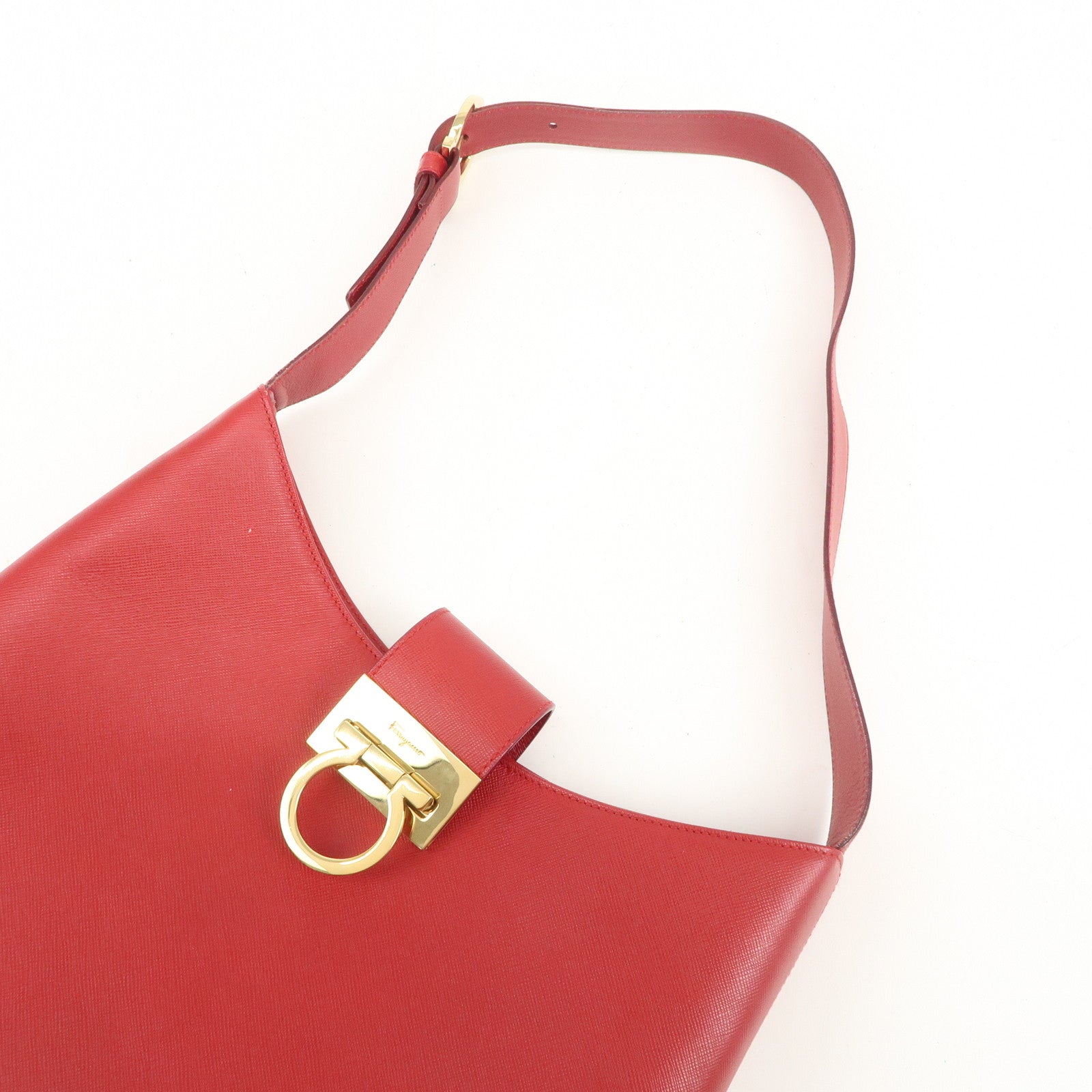Ferragamo Gancini Leather Shoulder Bag Hand Bag Red