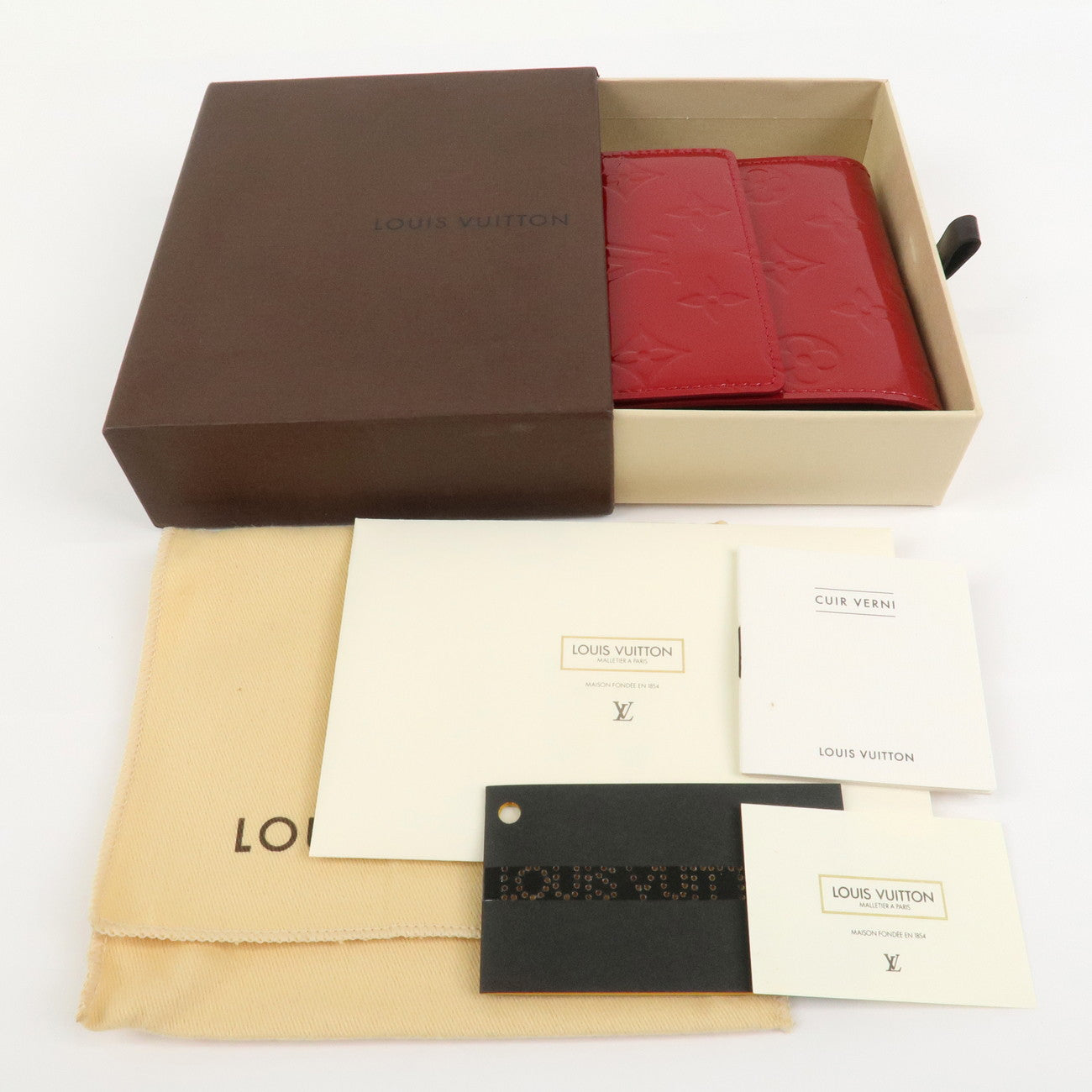 Louis Vuitton Vernis Porte Monnaie Billets Cartes de Crédit M91982