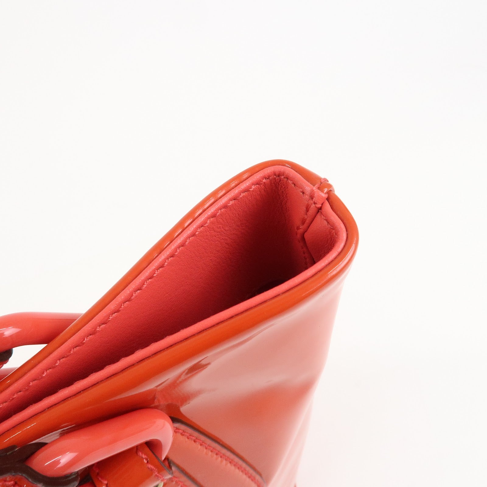 Ferragamo Vara Patent Leather Shoulder Bag Orange