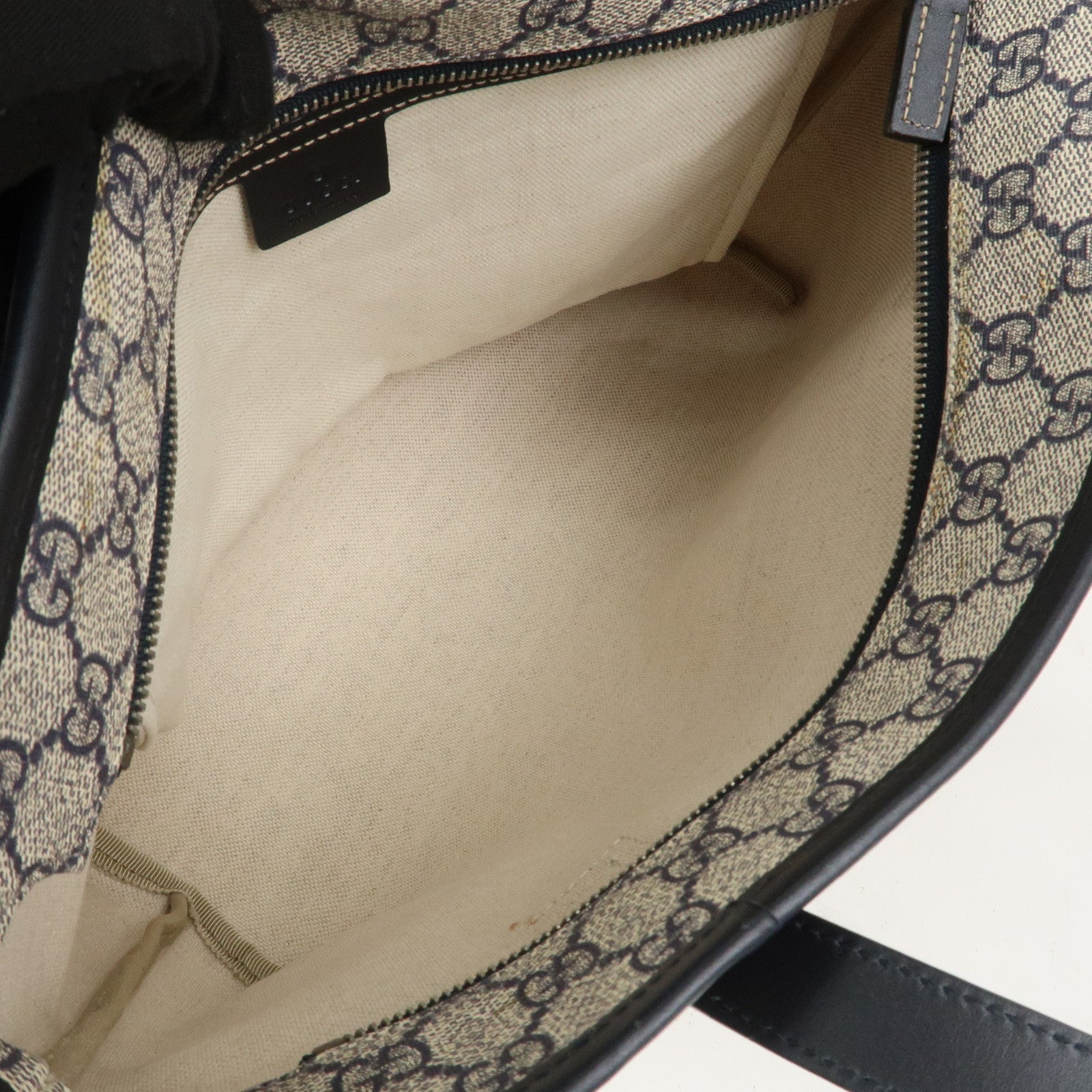 GUCCI GG Supreme PVC Leather Tote Bag Hand Bag Beige Black 211138