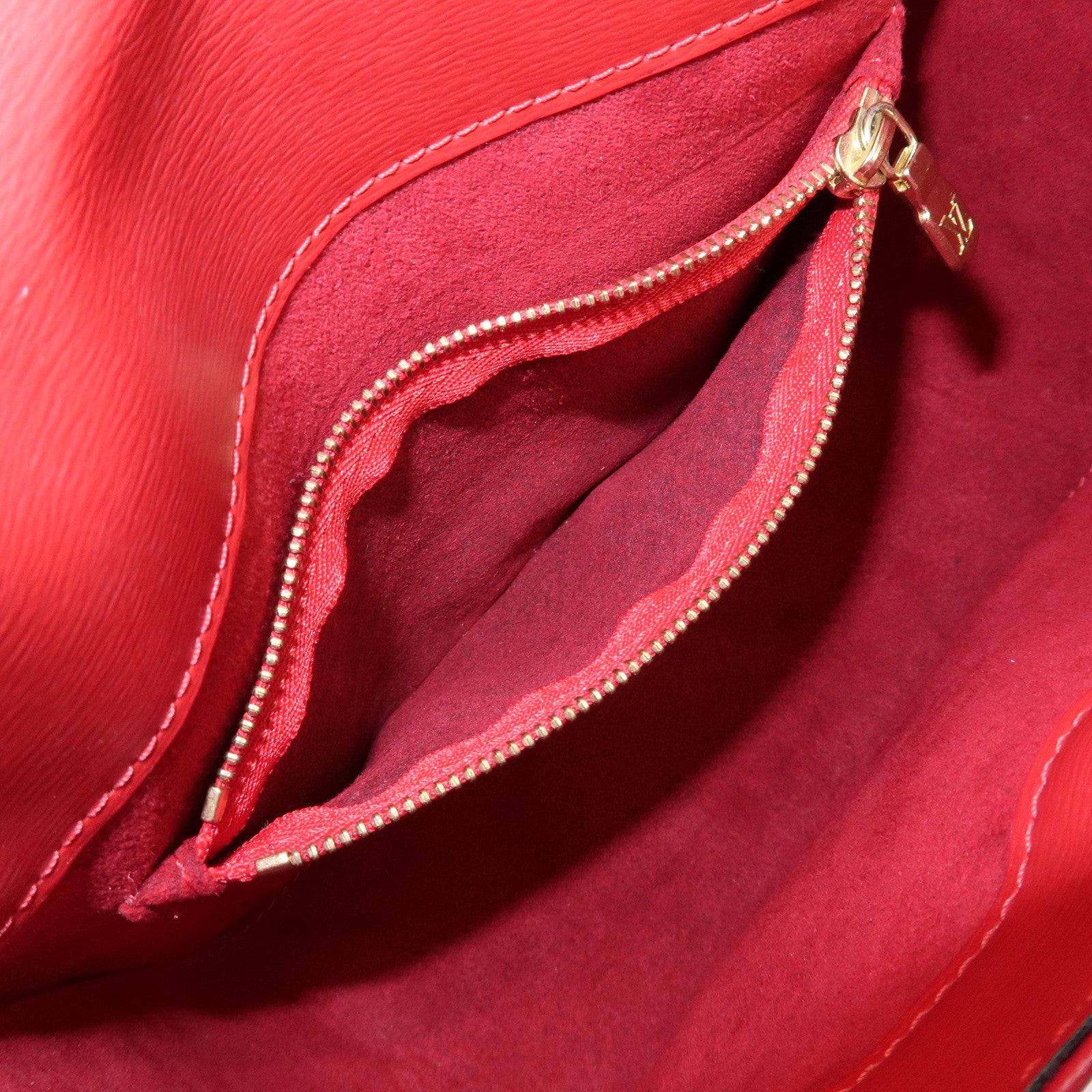 Louis Vuitton Epi Leather Buci Shoulder Bag Castilian Red M52207 Used