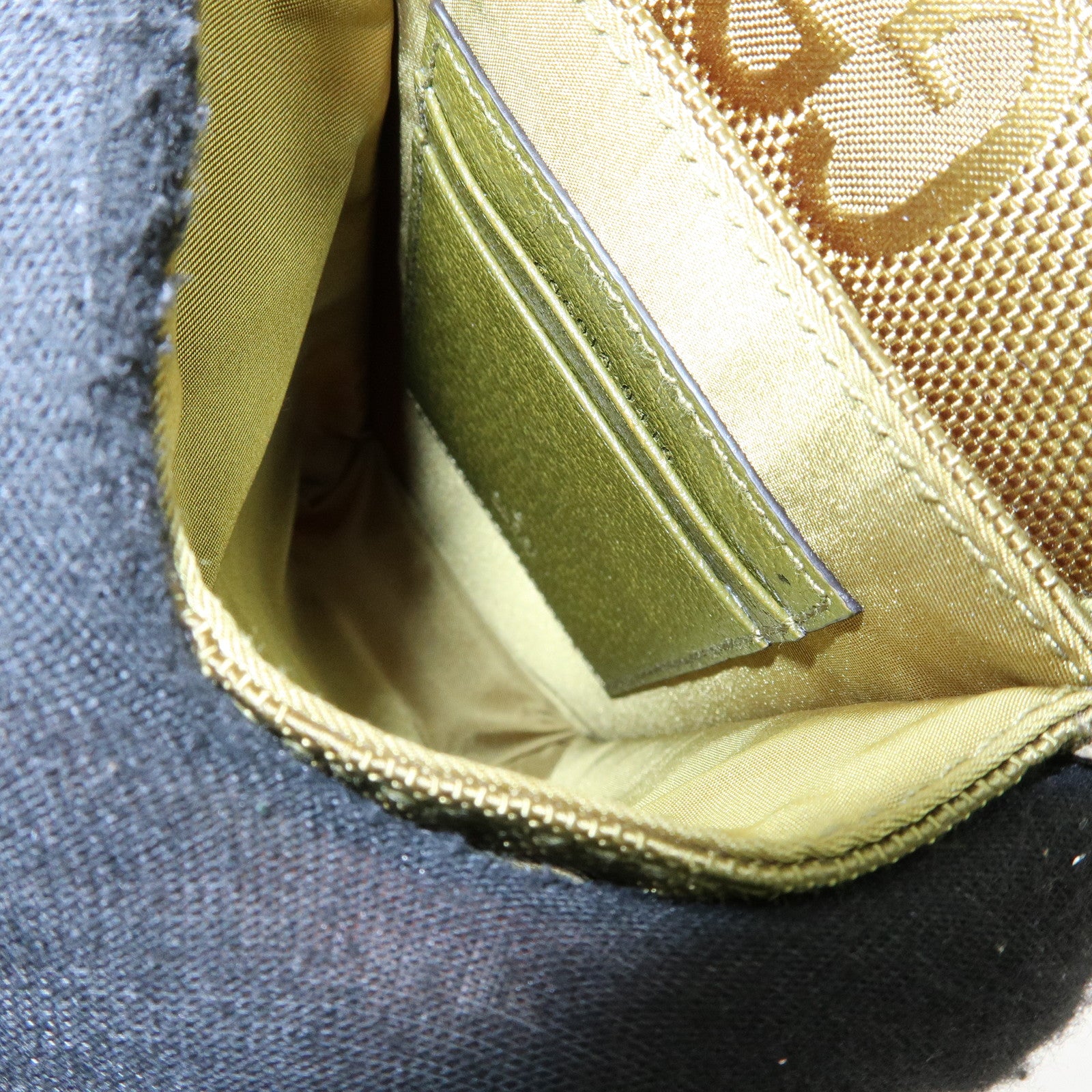 GUCCI Off The Grid Nylon Shoulder Bag Crossbody Bag Green 696018