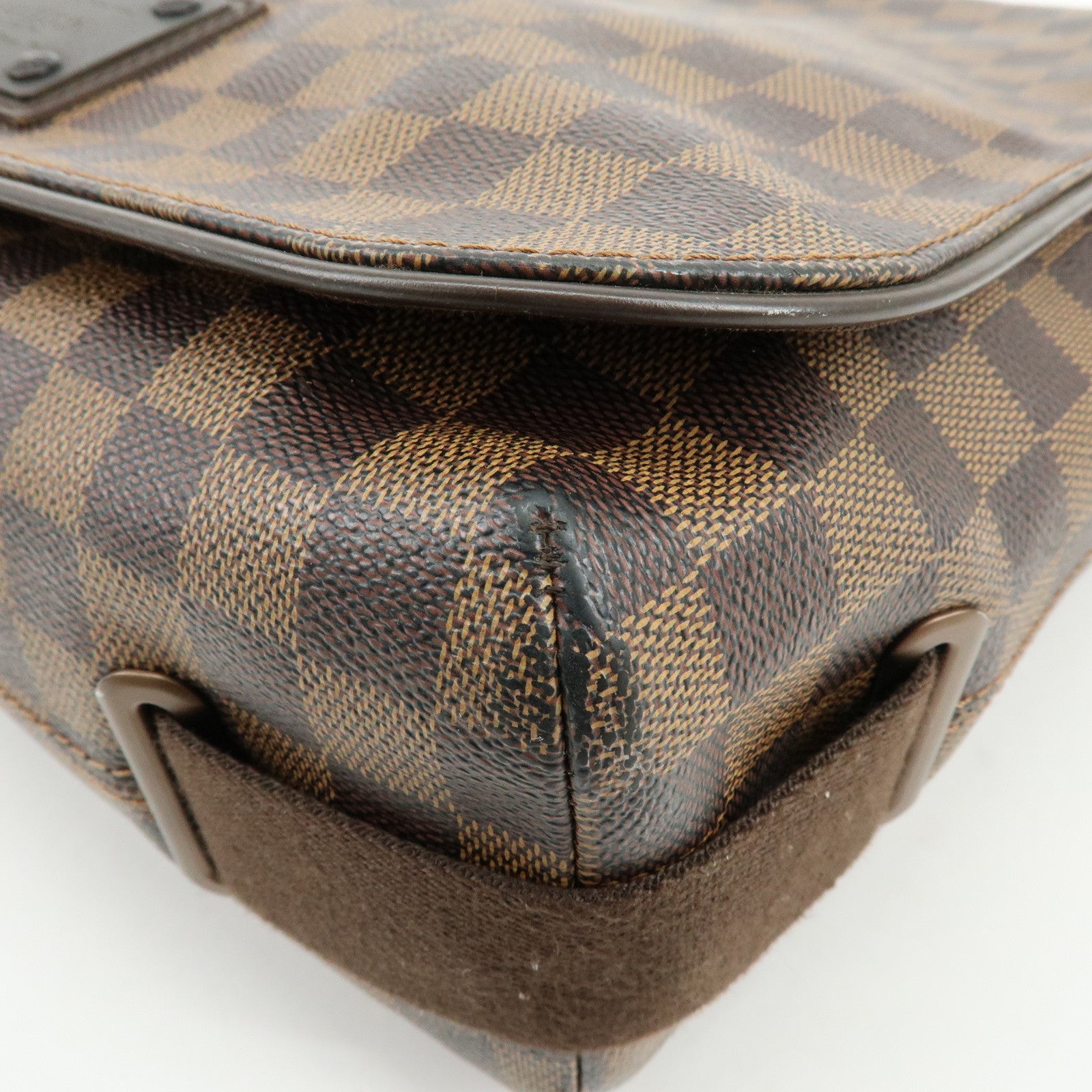Louis Vuitton Damier Ebene Brooklyn Messenger Bag N51211