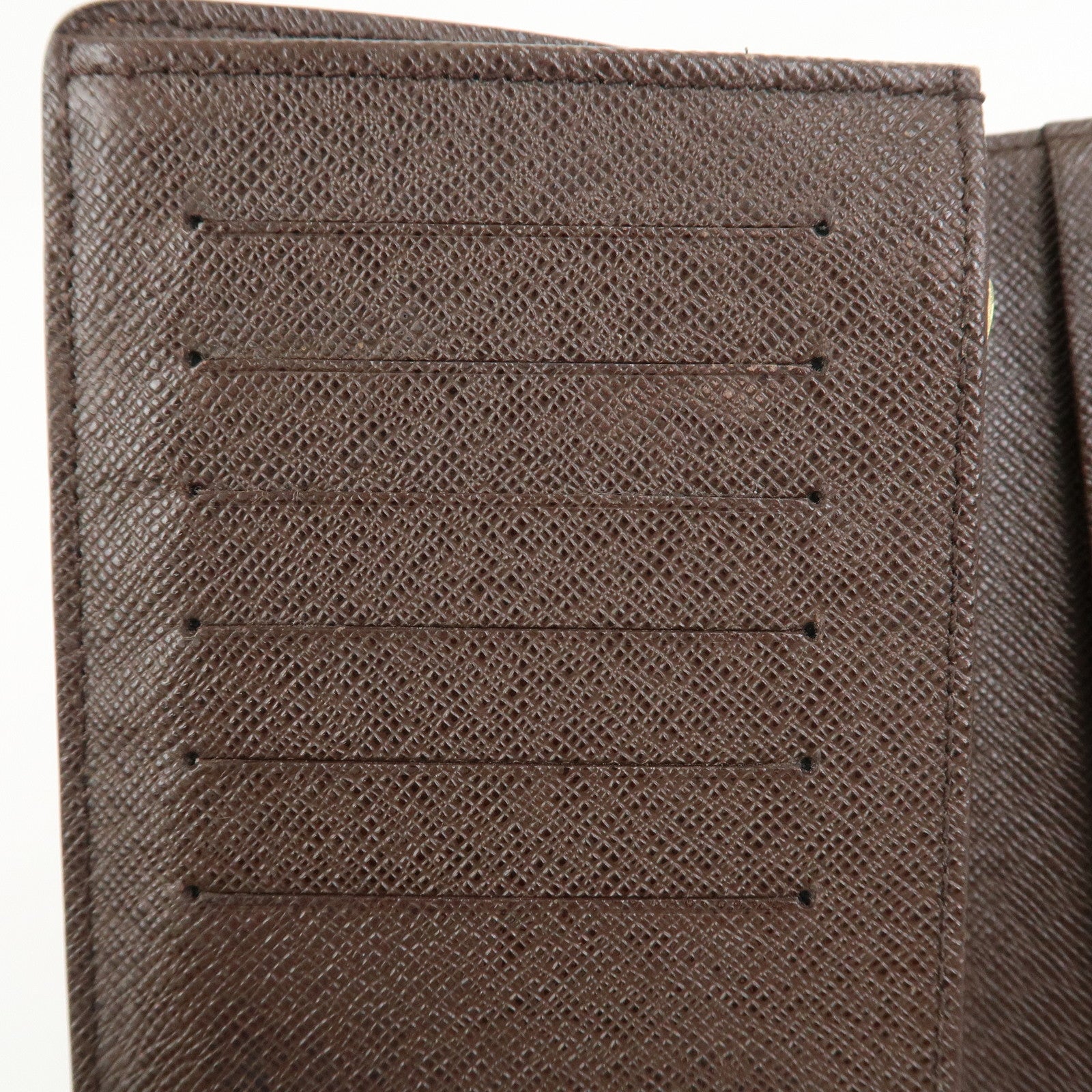 Louis Vuitton Damier Canvas Portefeuille Brazza Wallet N60017