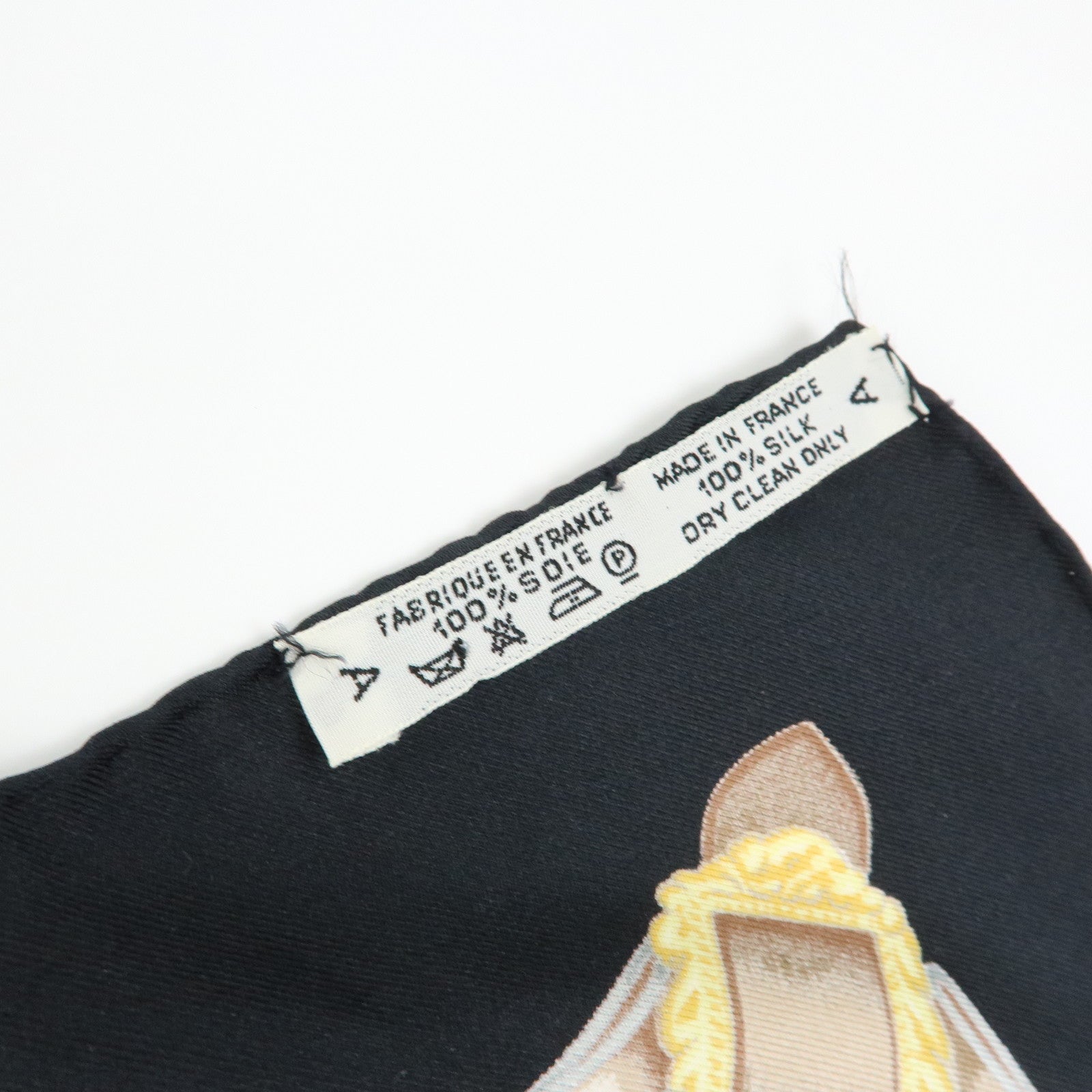 HERMES Carre 90 Silk 100% Scarf THE ROYAL MEWS Black White