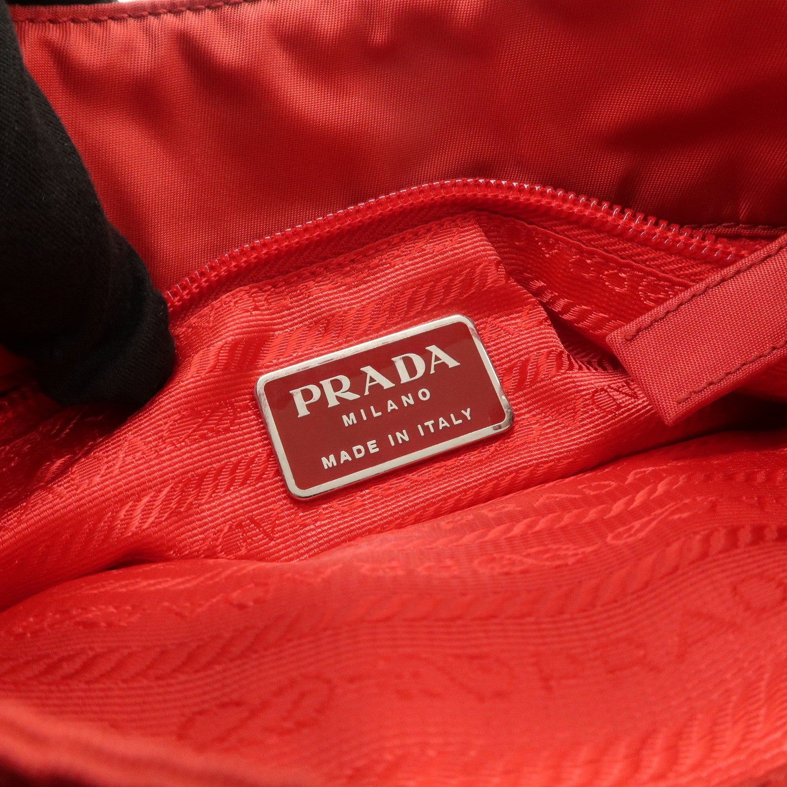 PRADA Nylon Patent Leather Shoulder Bag Red B8844