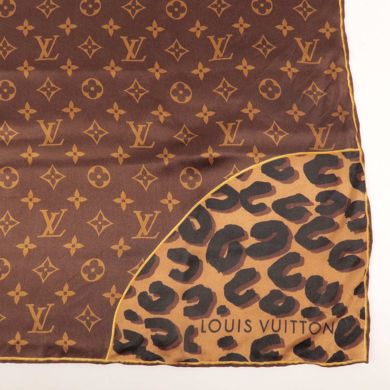 Louis Vuitton Monogram 100% Silk Scarf 65x65 Leopard Brown