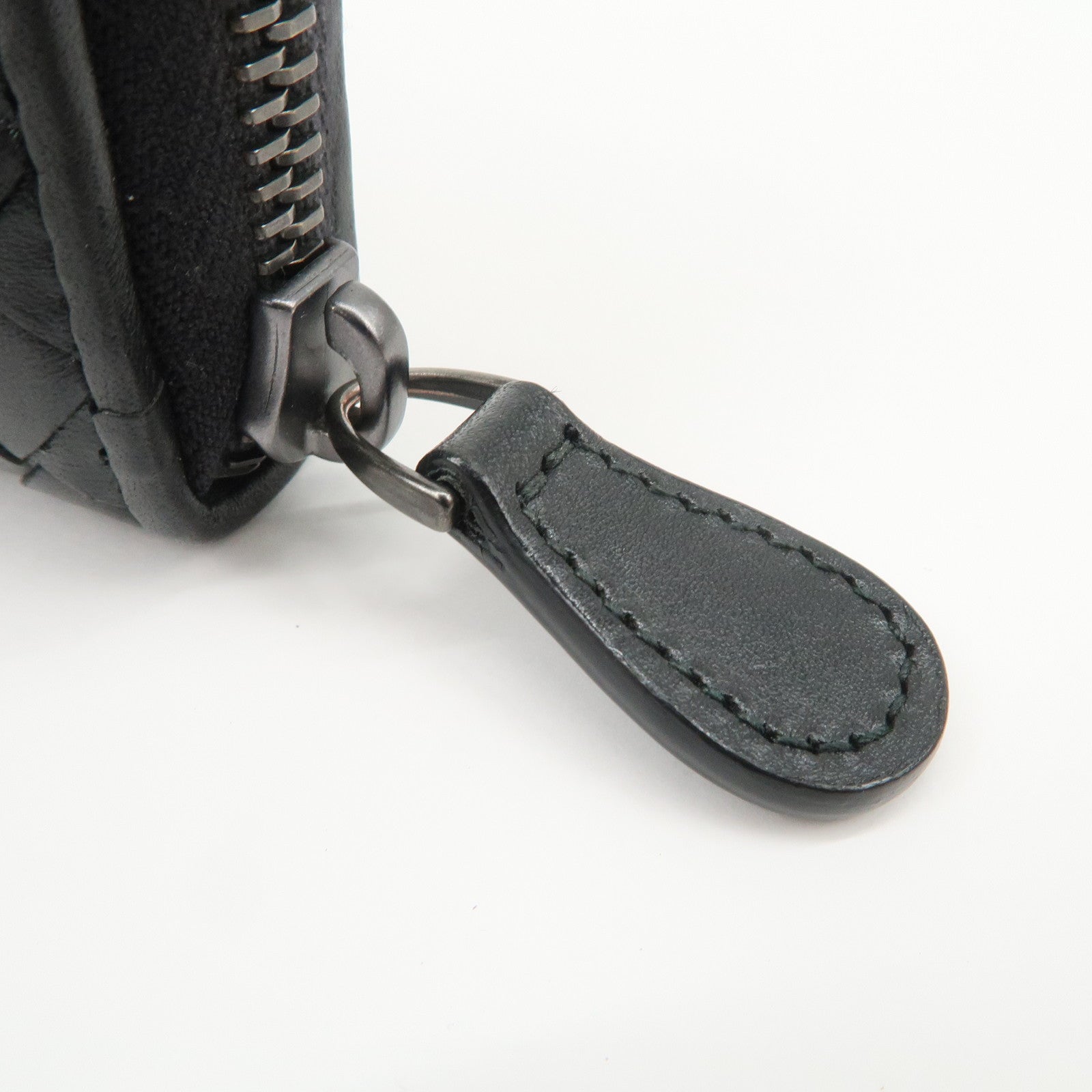 BOTTEGA VENETA Intrecciato Leather Coin Case Card Case Black