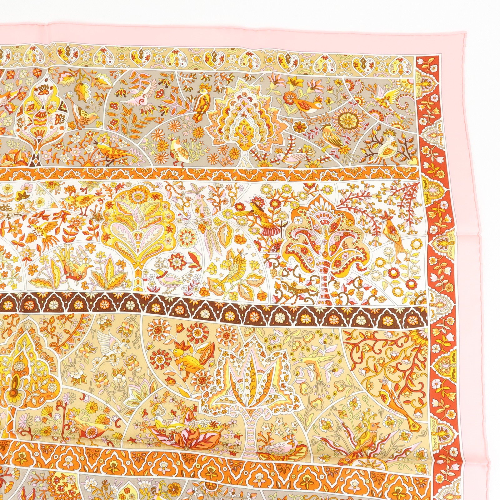 HERMES Carre 90 Silk 100% Scarf Au Pays des Oiseaux Fleurs Beige