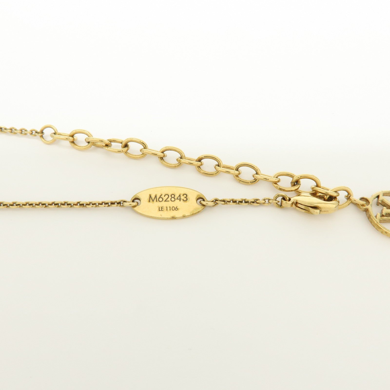 Louis Vuitton LV&ME LOVE Metal Necklace Gold M62843