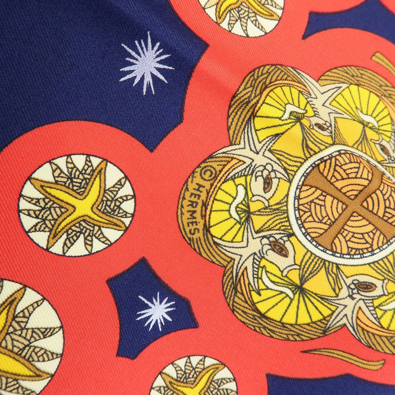 HERMES Carre 90 Silk 100% Scarf LE ROY SOLEIL Navy Red Yellow