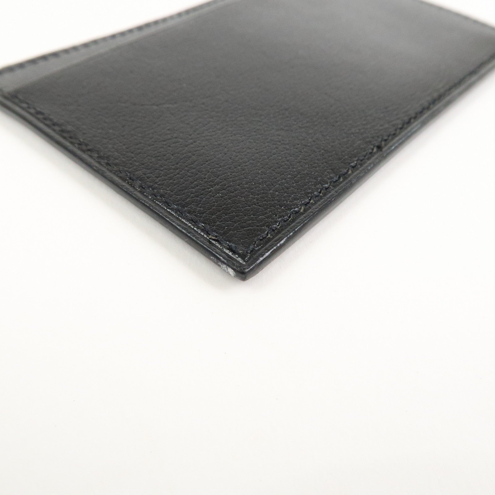 HERMES Evercalf Leather Chouchou Serie Button 笆｡I Stamped Pass Case