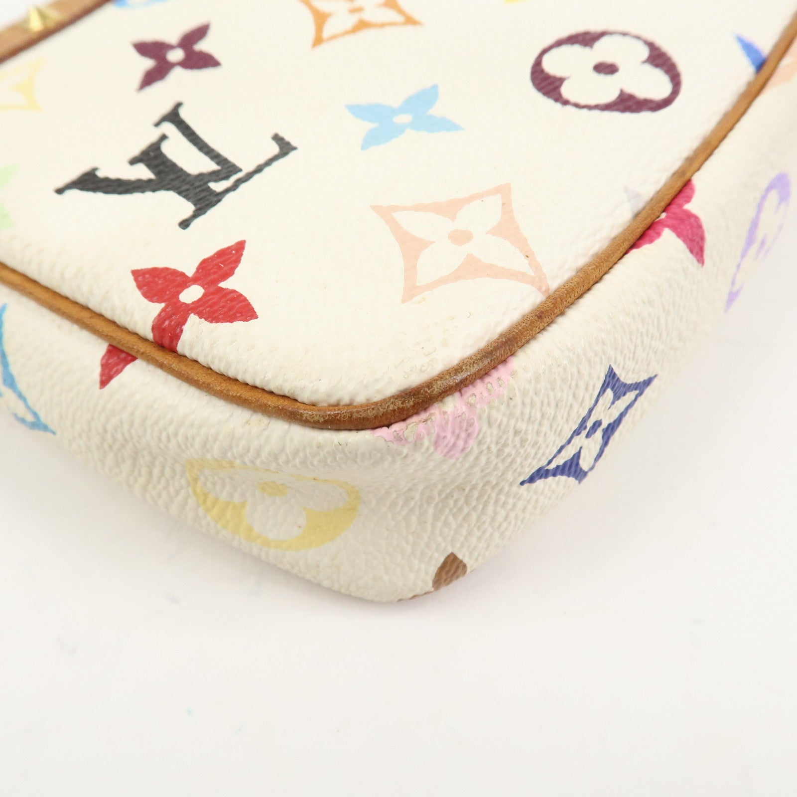 Louis Vuitton Monogram Multicolor Pochette Accessoires Blanc M92649