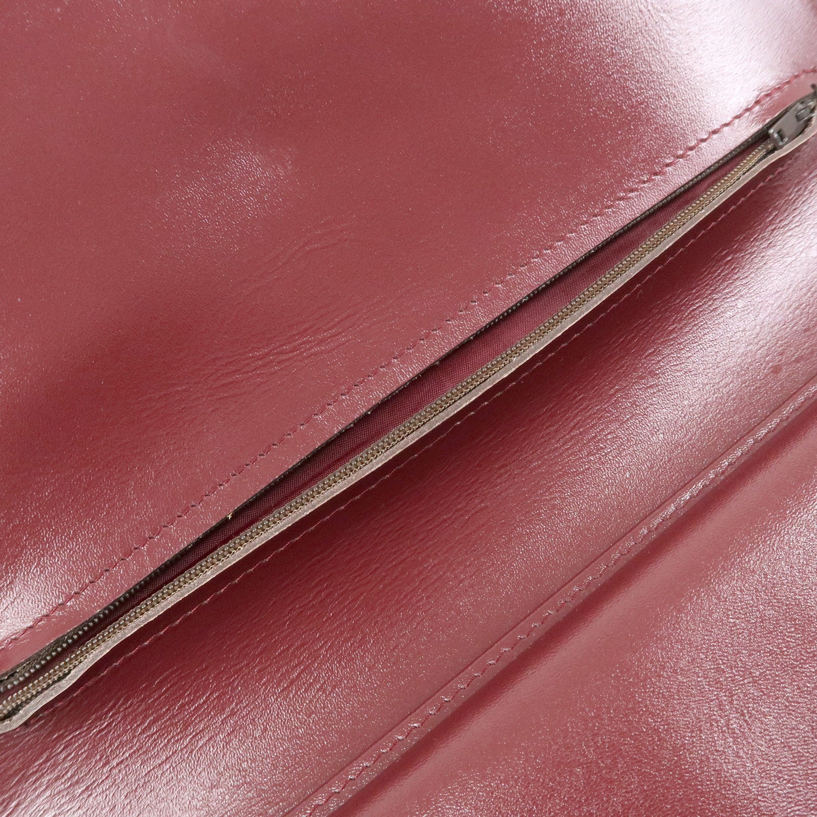 Cartier Must de Cartier Leather Shoulder Bag Crossbody Bag Bordeaux