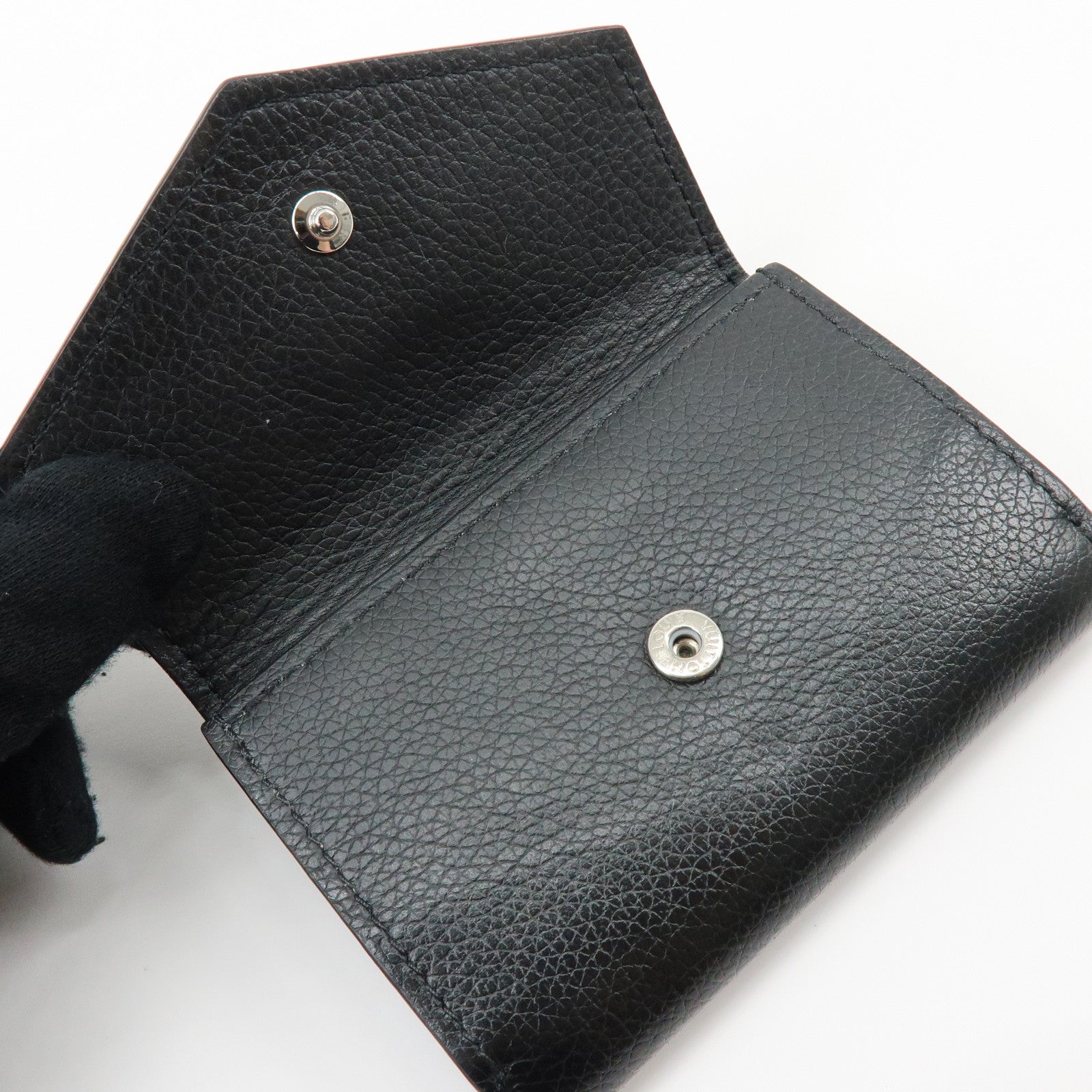 Louis Vuitton Portefeuille Lock Mini Leather Compact Wallet M63921