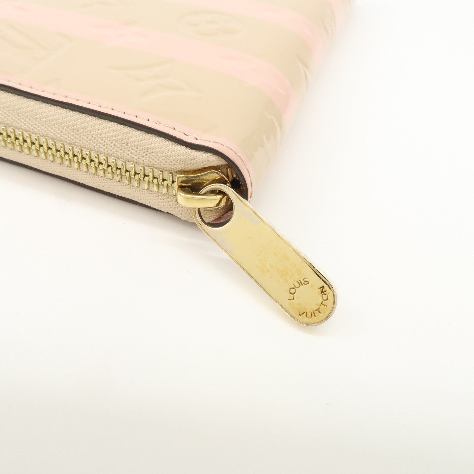 Louis Vuitton Vernis Leather Round Zippy Wallet Dune M58037
